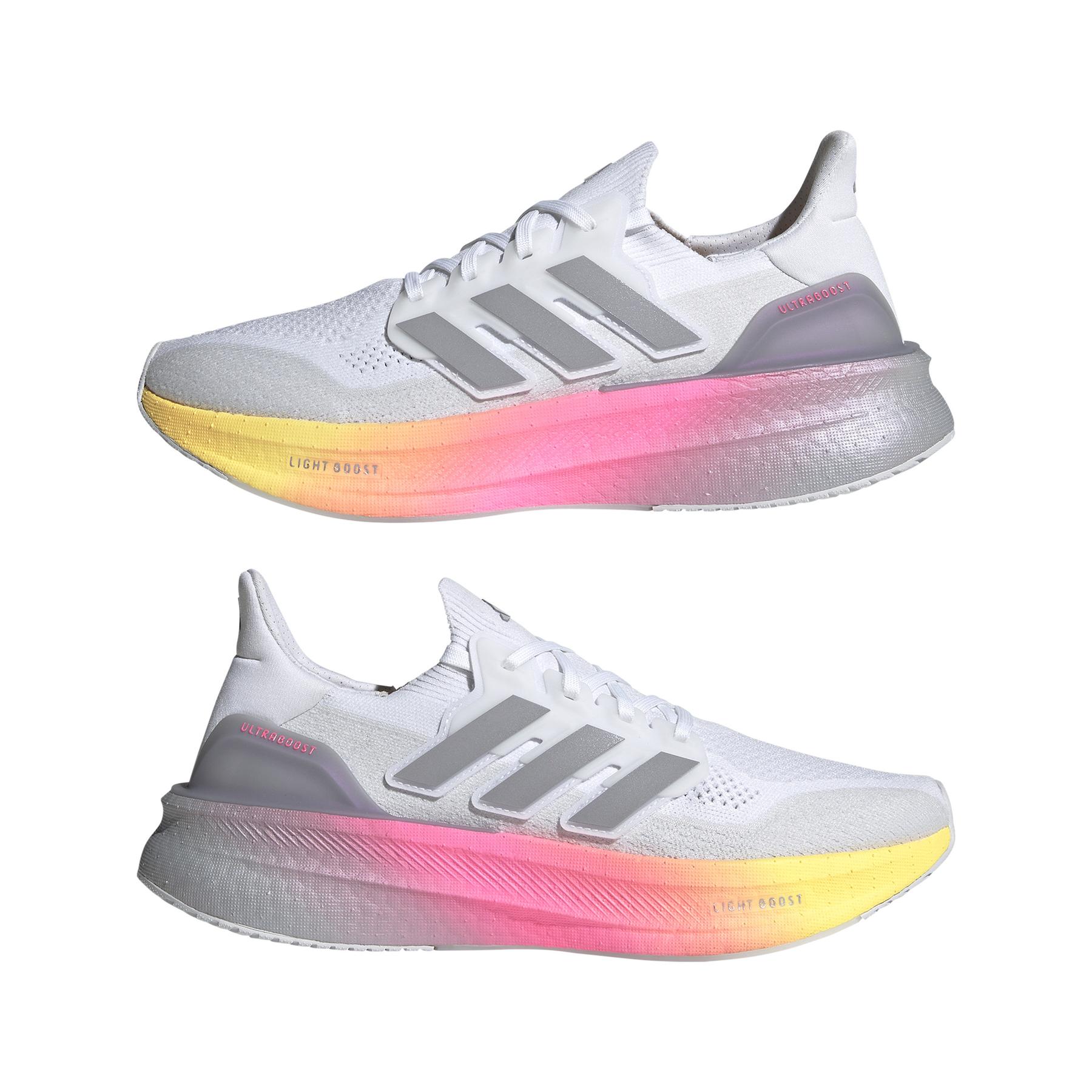 a/d/adidas_id8810_10_footwear_photography_mirrored_pair_view_white.jpg