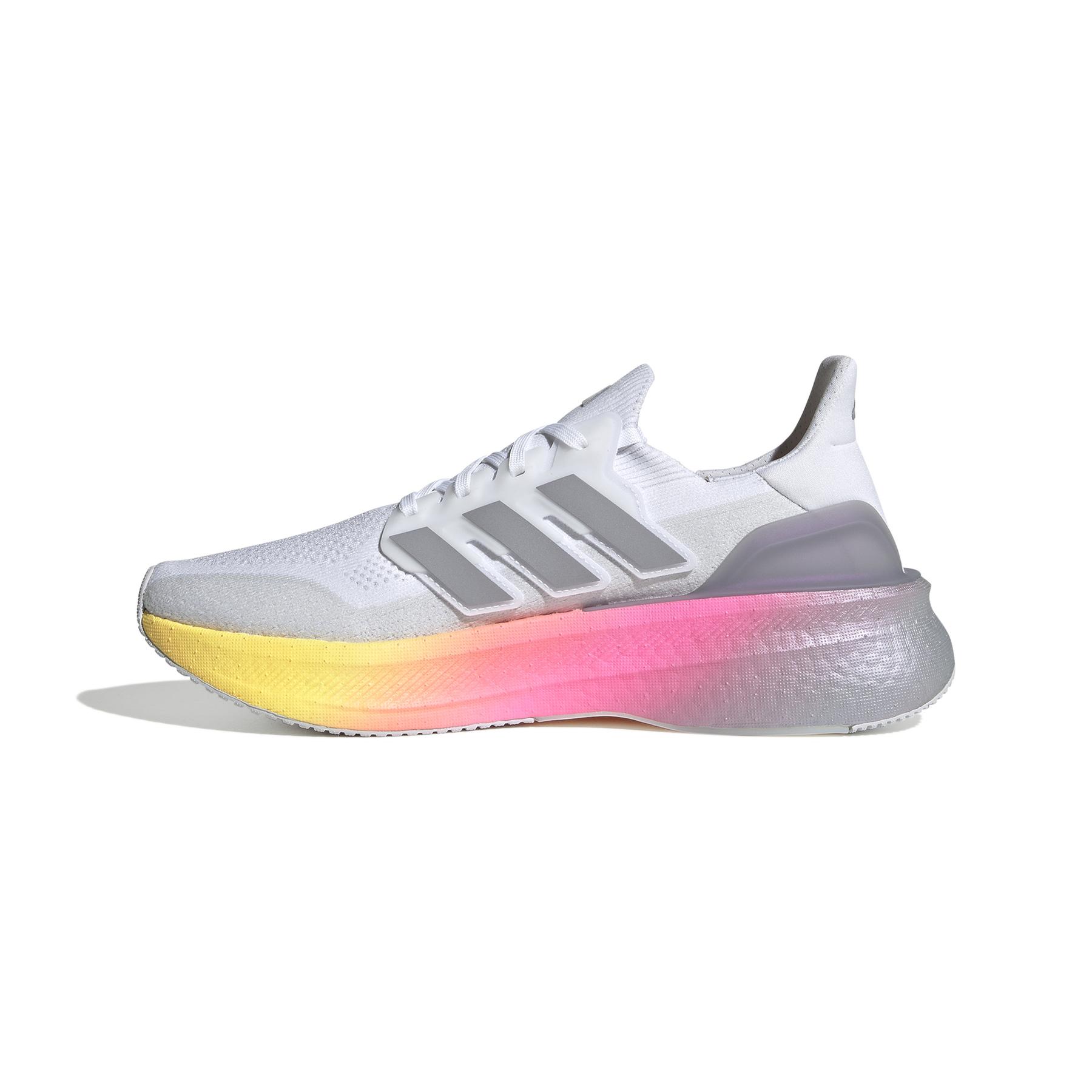 a/d/adidas_id8810_5_footwear_photography_side_medial_center_view_white.jpg