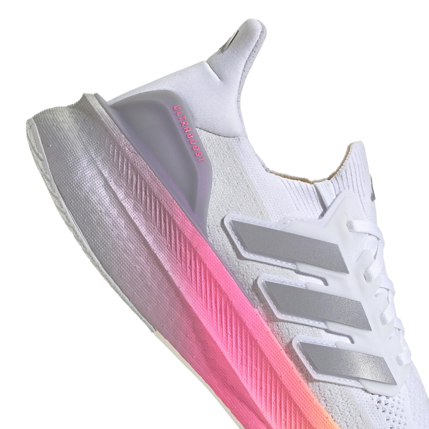 a/d/adidas_id8810_9_footwear_photography_detail_view_2_white.jpg