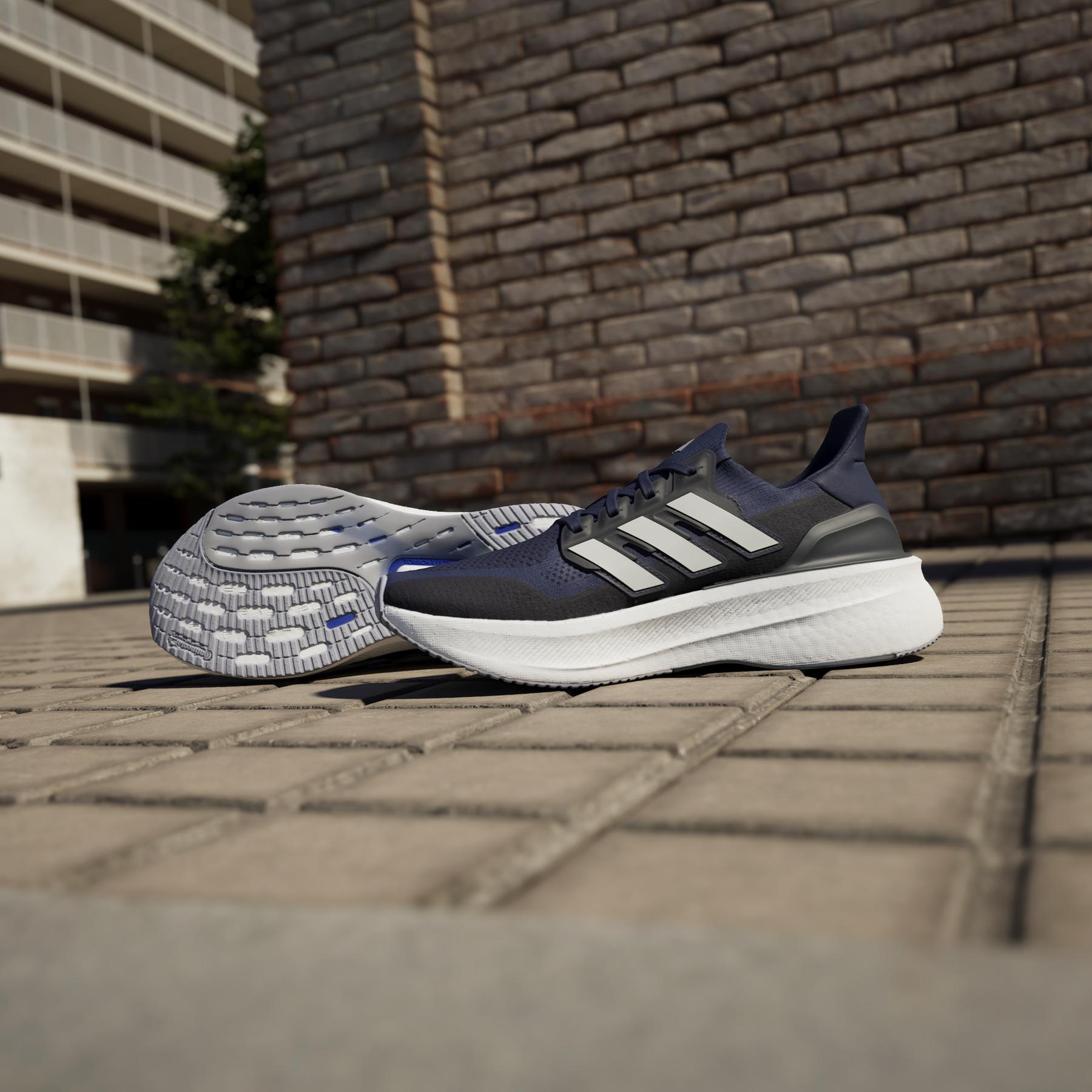 a/d/adidas_id8817_17_footwear_photography_heromrktng_view_4.jpg