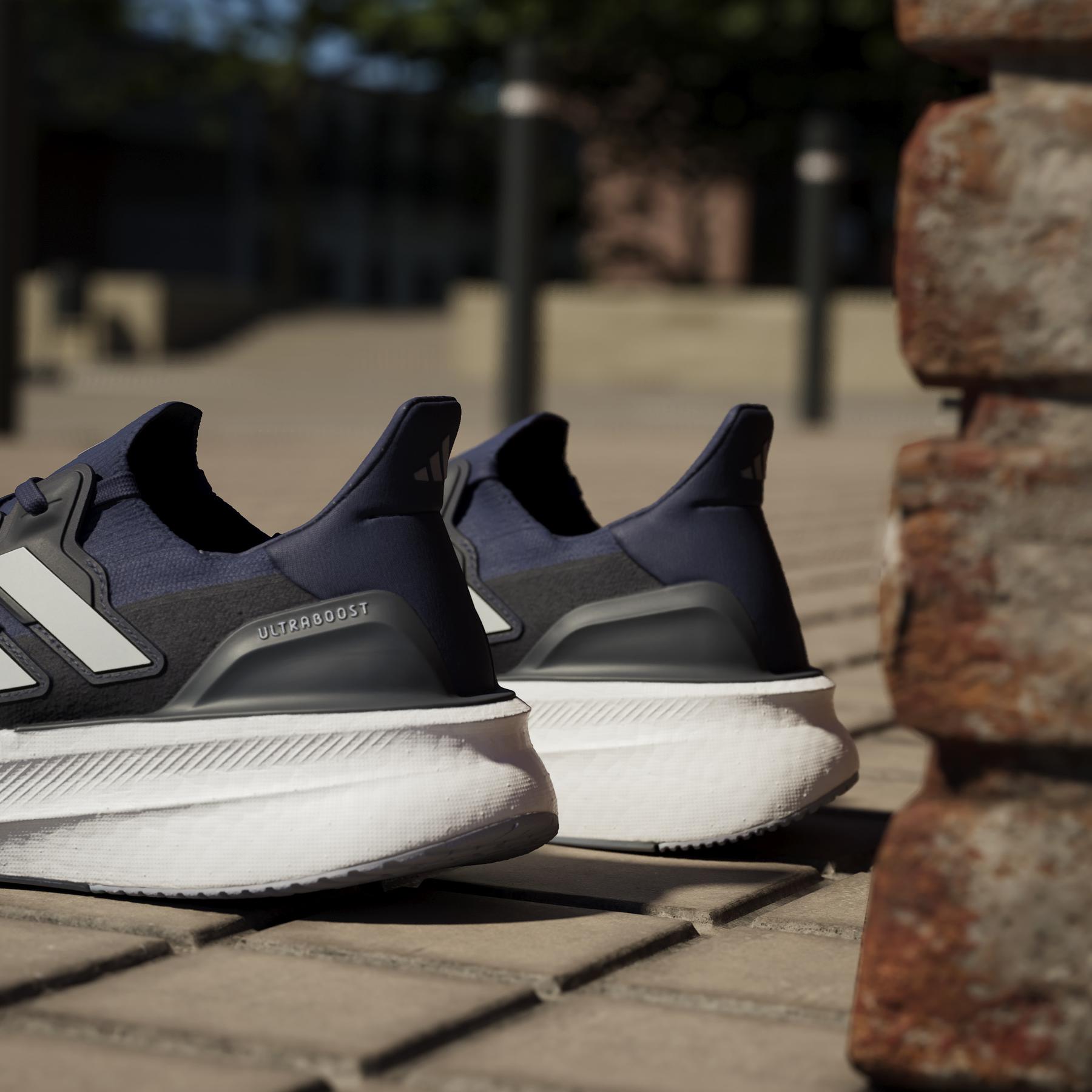 a/d/adidas_id8817_23_footwear_photography_heromrktng_view_10.jpg