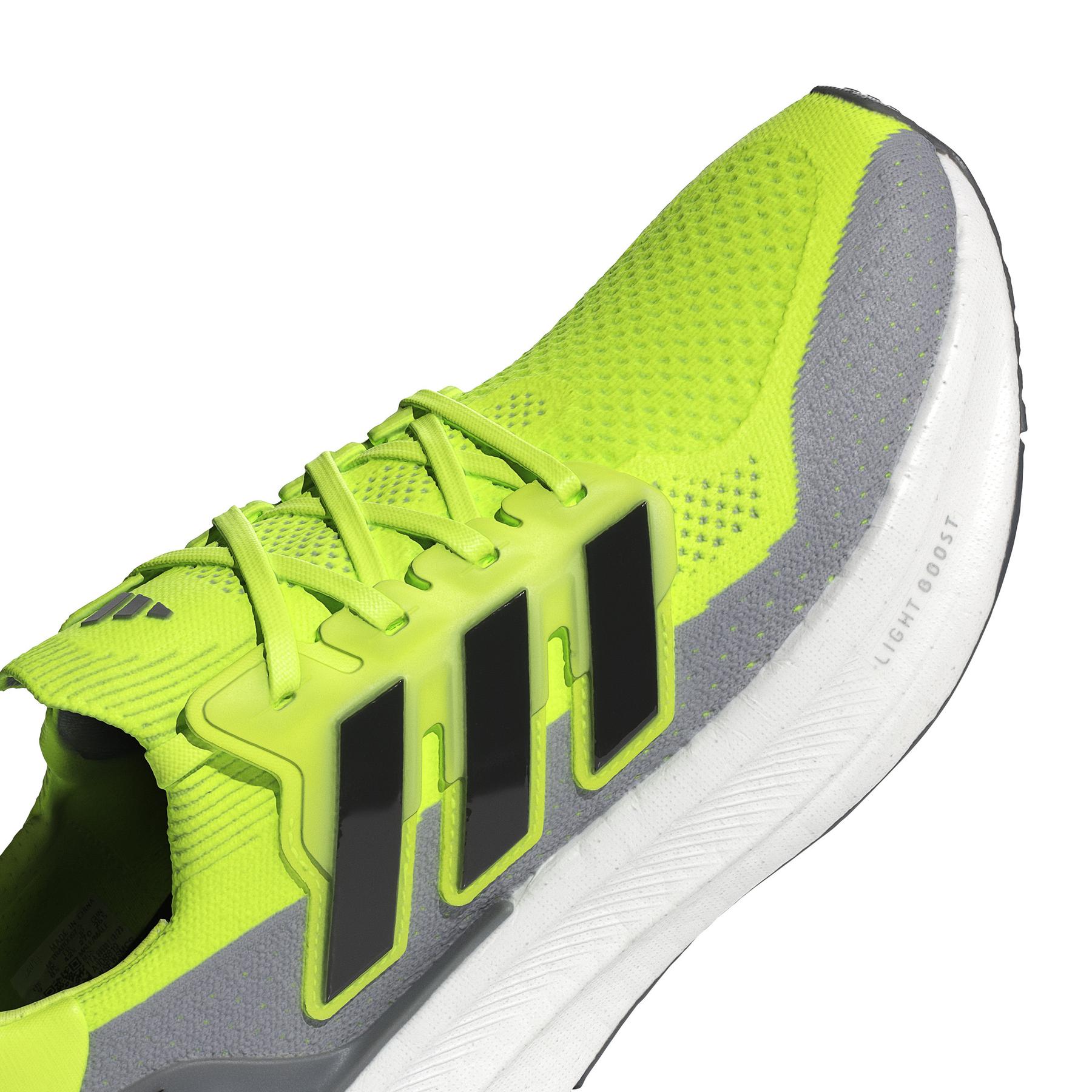 a/d/adidas_id8819_8_footwear_photography_detail_view_1_white.jpg