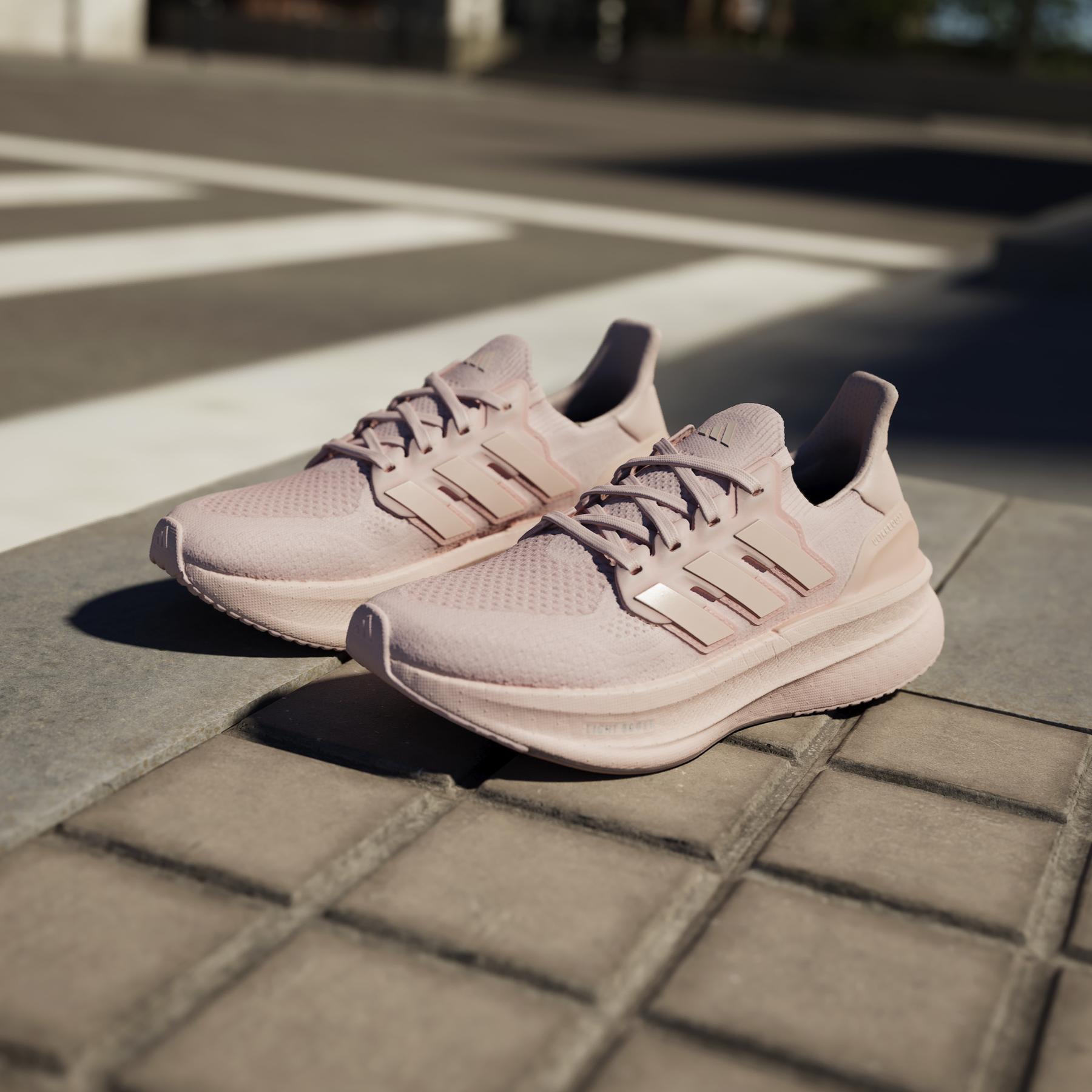 a/d/adidas_id8845_18_footwear_photography_heromrktng_view_5.jpg