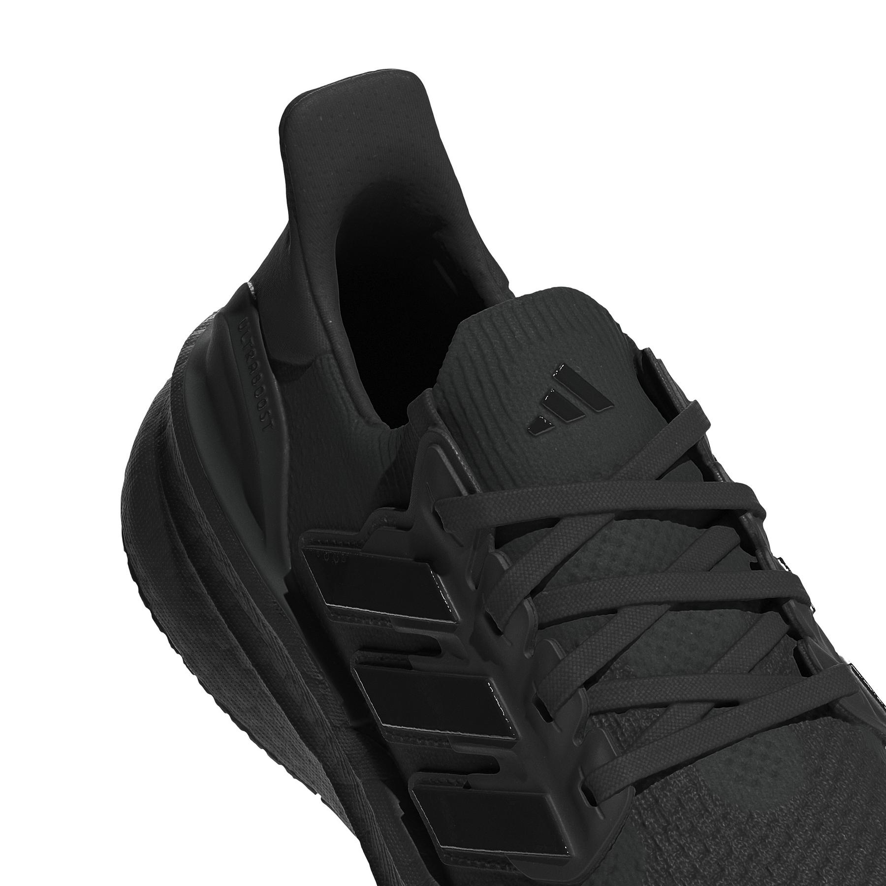 a/d/adidas_id8847_8_footwear_photography_detail_view_1_white.jpg