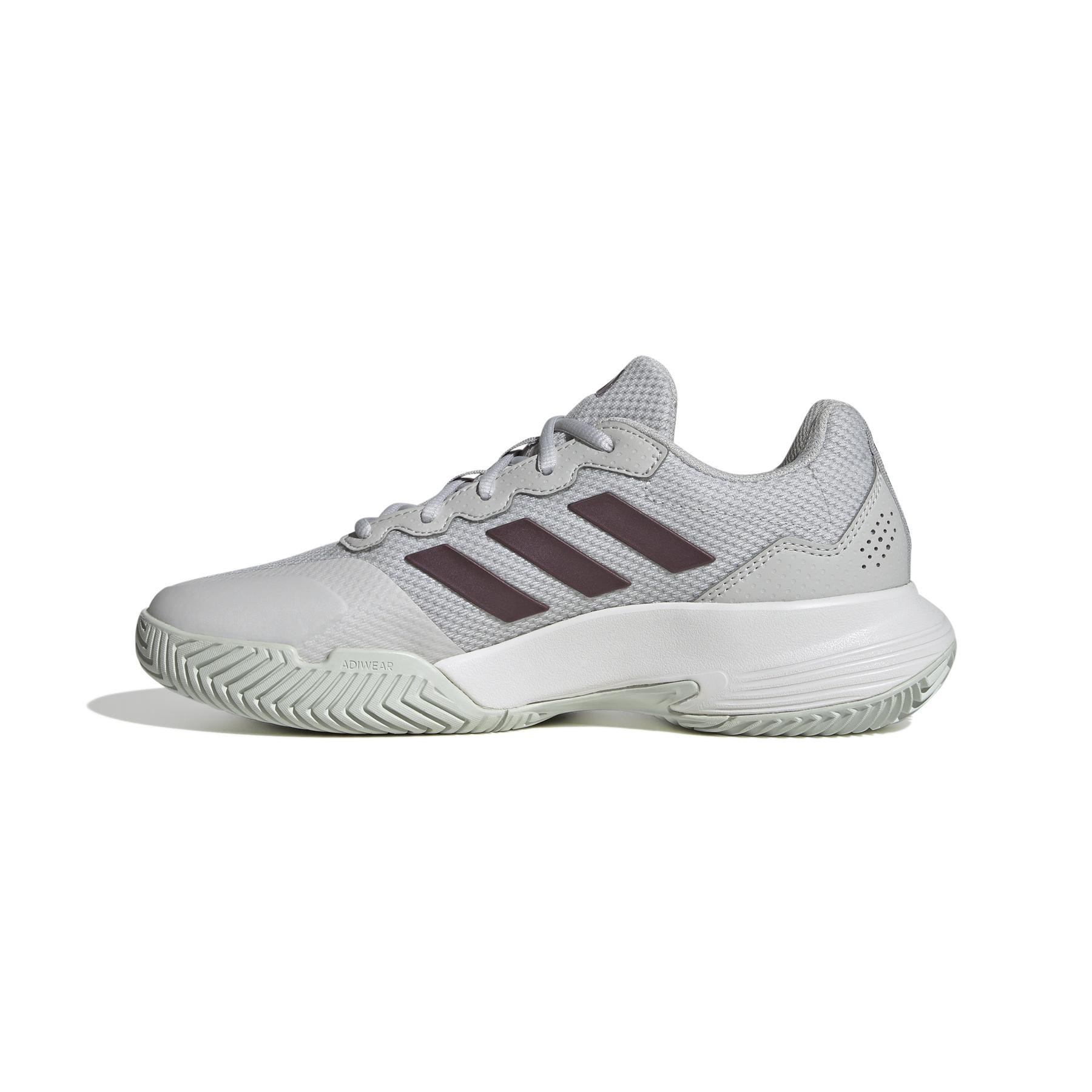 product/a/d/adidas_ie0841_5_footwear_photography_side_medial_center_view_white-nw040824x.jpg