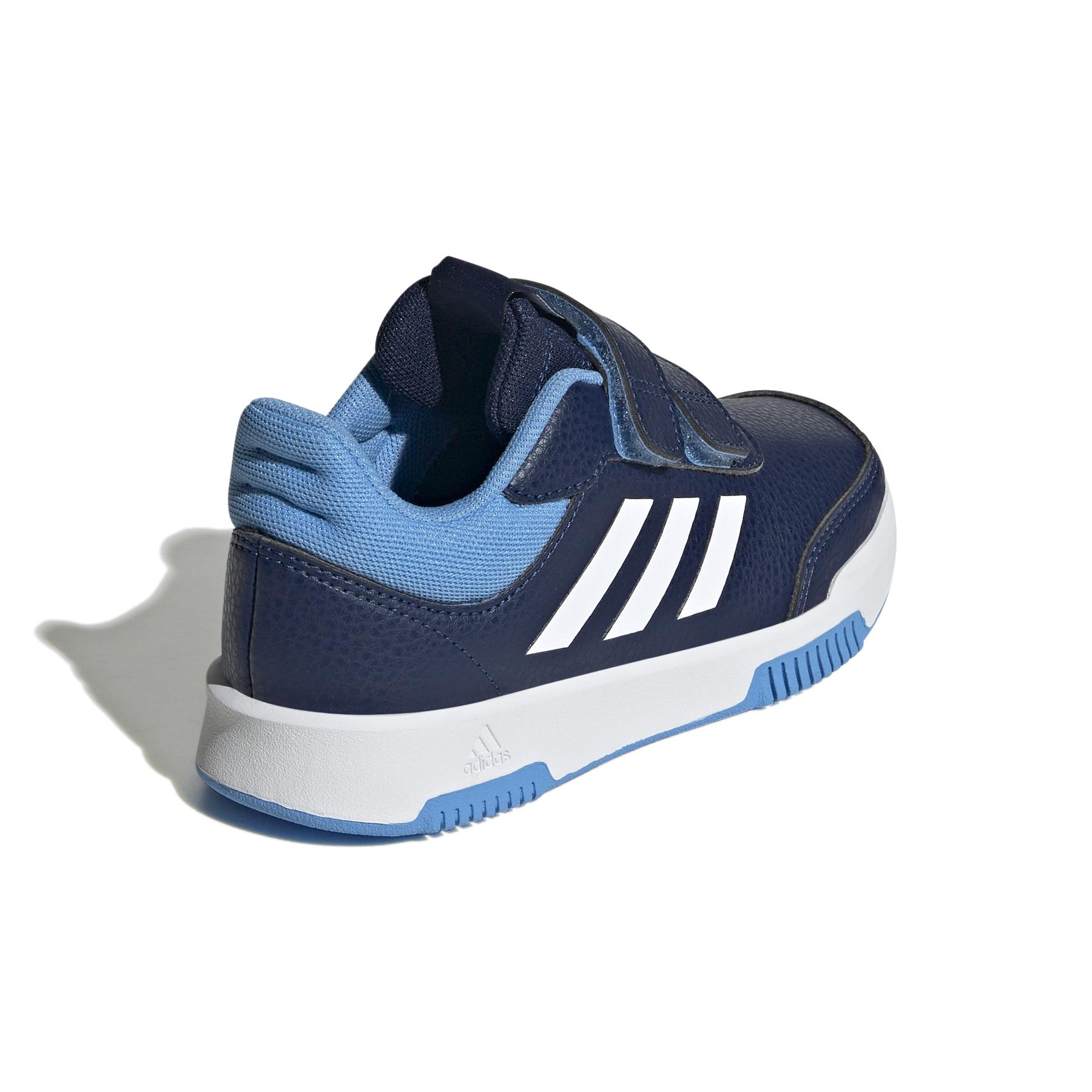 product/a/d/adidas_ie0922_7_footwear_photography_back_lateral_top_view_white.jpg