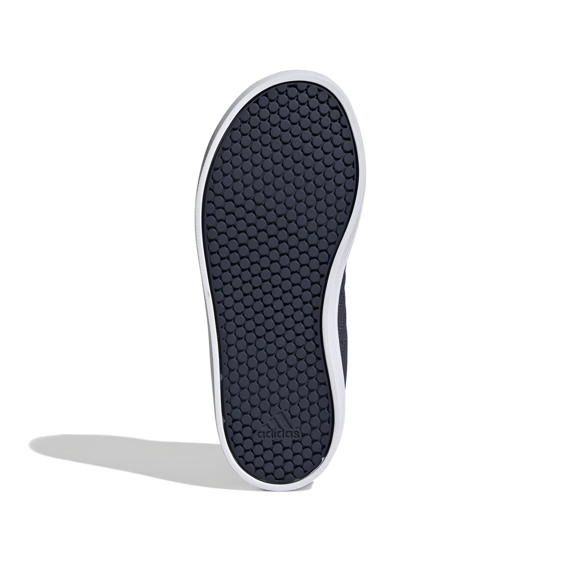 a/d/adidas_ie3465_4_footwear_photography_bottom_view_white-nw052424.jpg