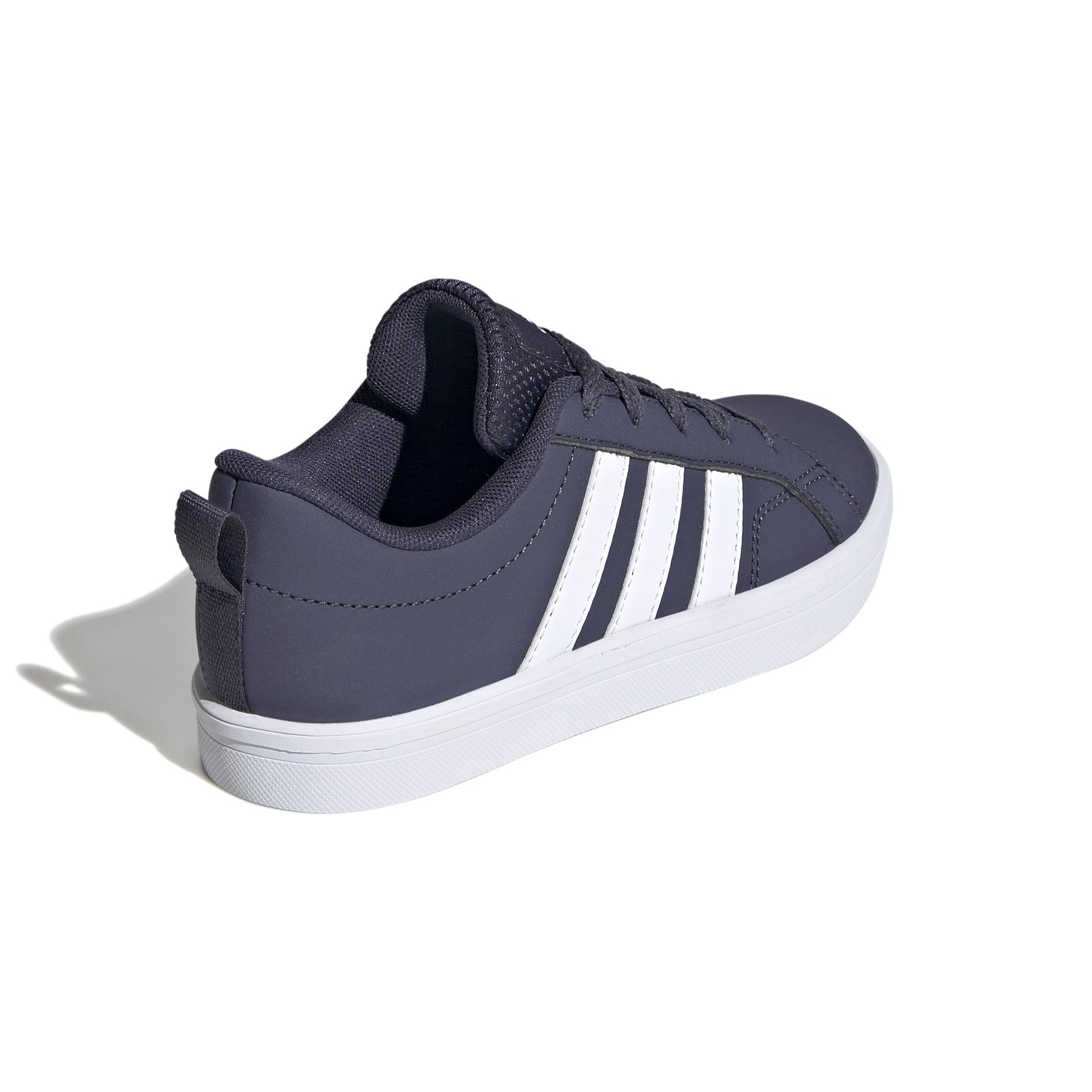 a/d/adidas_ie3465_7_footwear_photography_back_lateral_top_view_white-nw052424.jpg