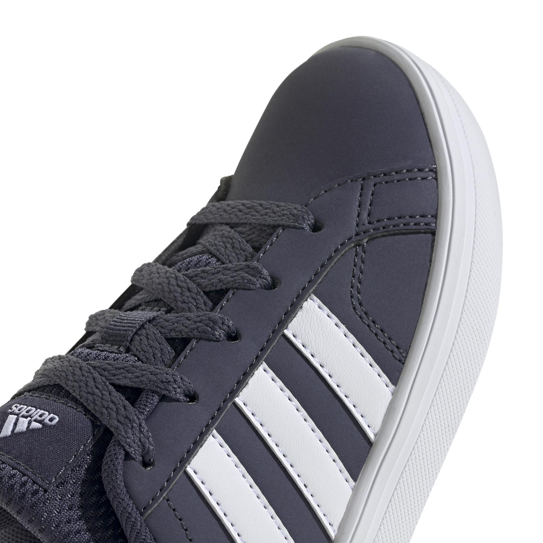 a/d/adidas_ie3465_9_footwear_photography_detail_view_2_white-nw052424.jpg