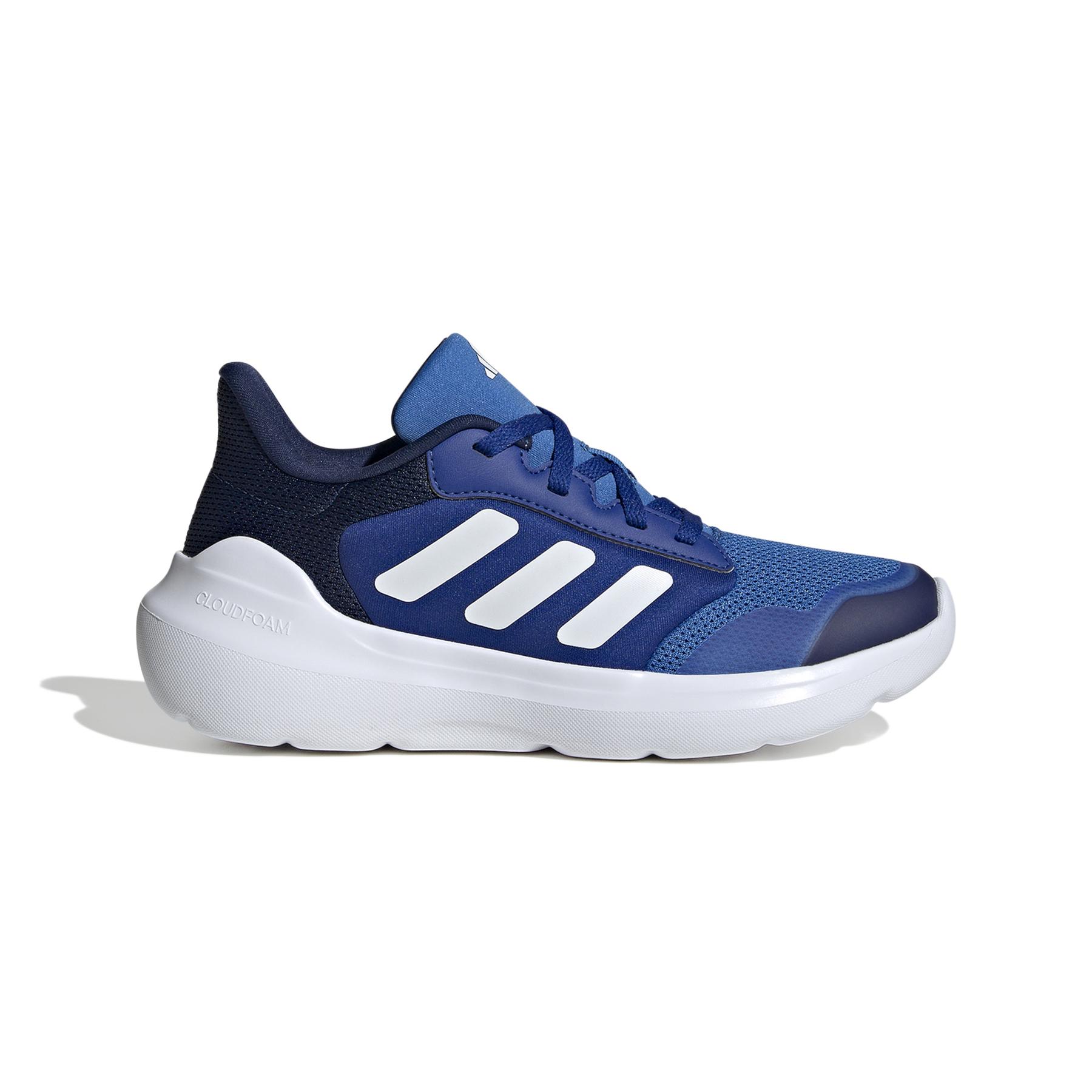 product/a/d/adidas_ie3549_1_footwear_photography_side_lateral_center_view_white.jpg