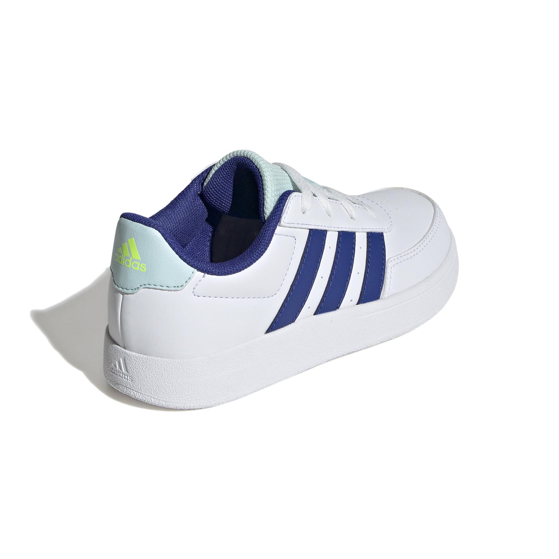product/a/d/adidas_ie3788_7_footwear_photography_back_lateral_top_view_white.jpg
