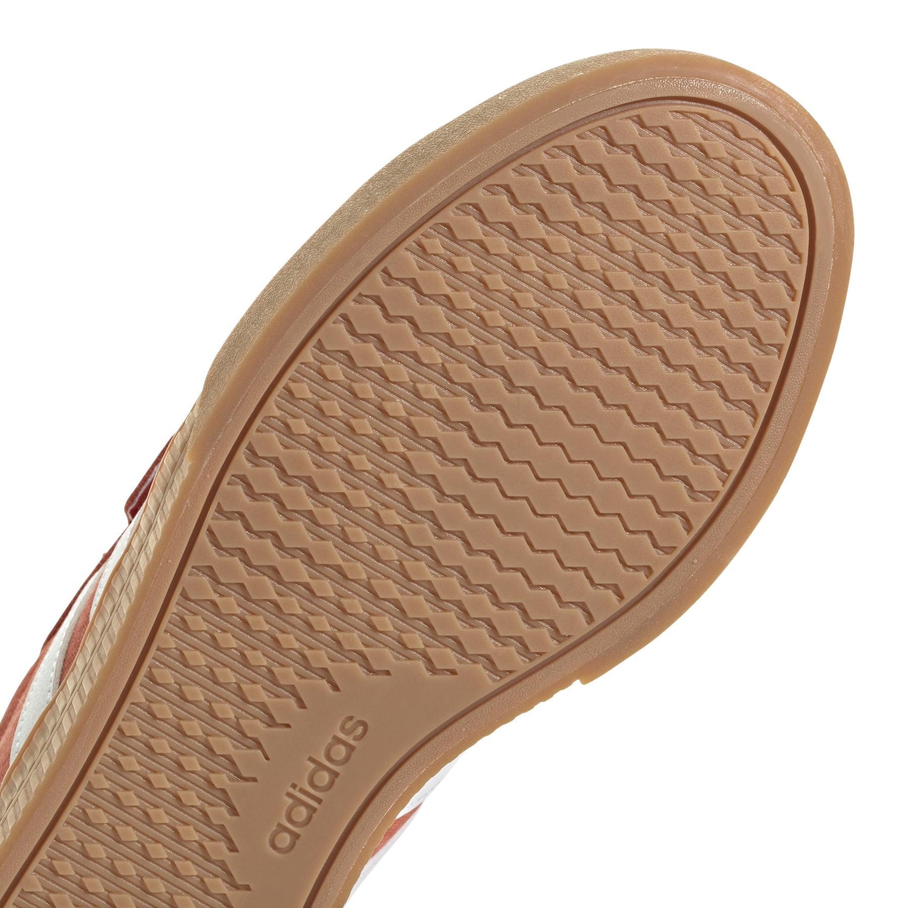product/a/d/adidas_ie5331_7_footwear_photography_detail_view_2_white.jpg