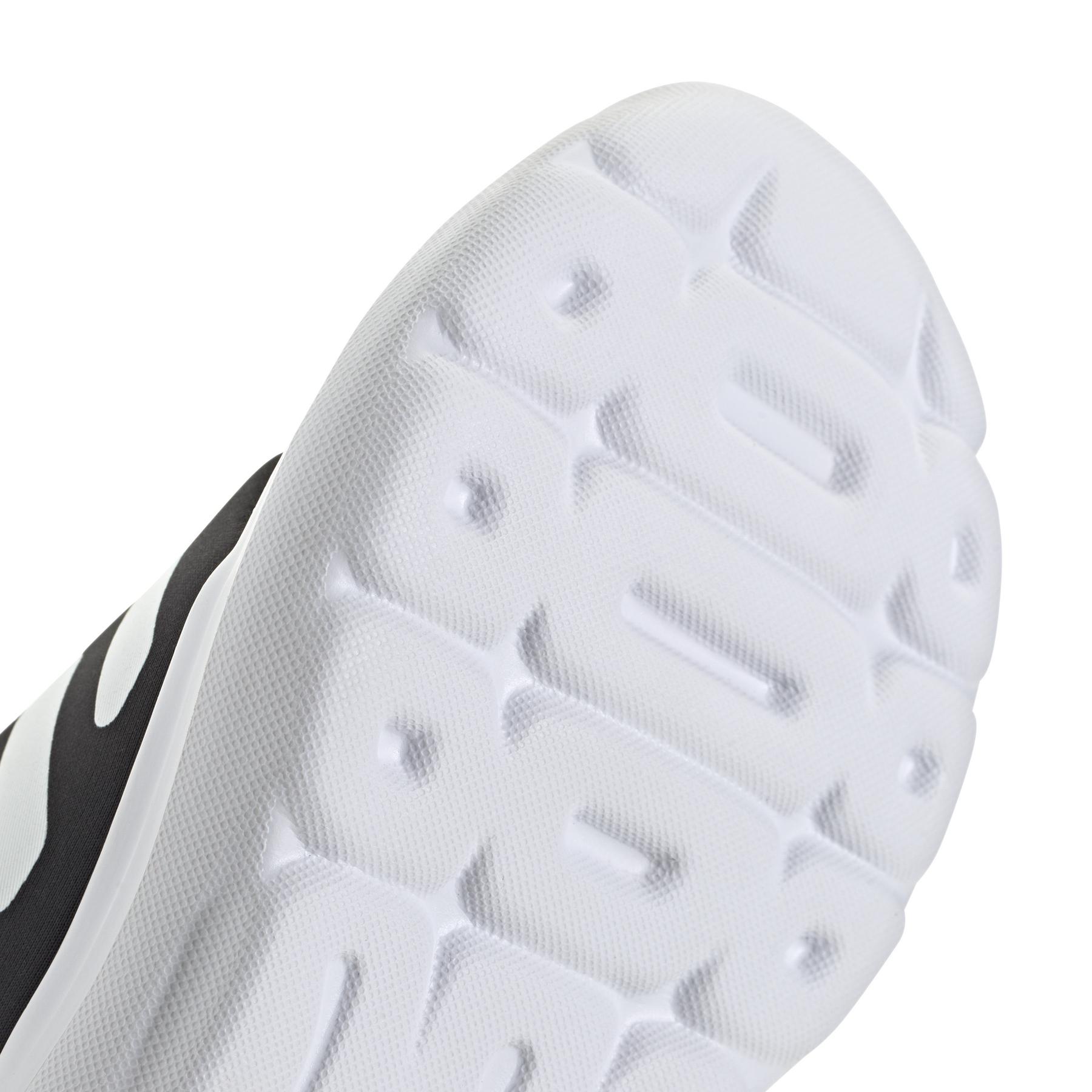 product/a/d/adidas_ie5983_8_footwear_photography_detail_view_1_white.jpg