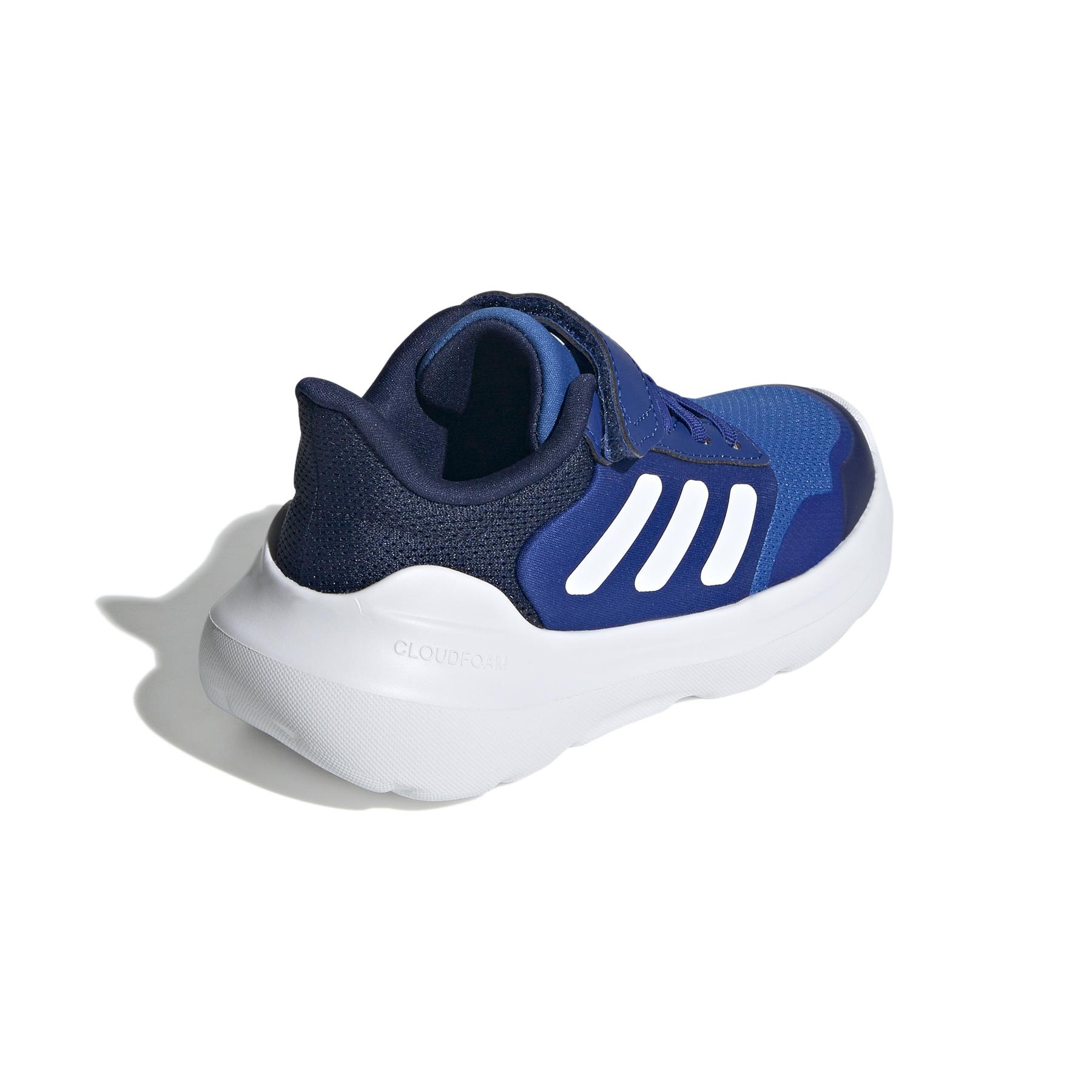 product/a/d/adidas_ie5989_7_footwear_photography_back_lateral_top_view_white.jpg