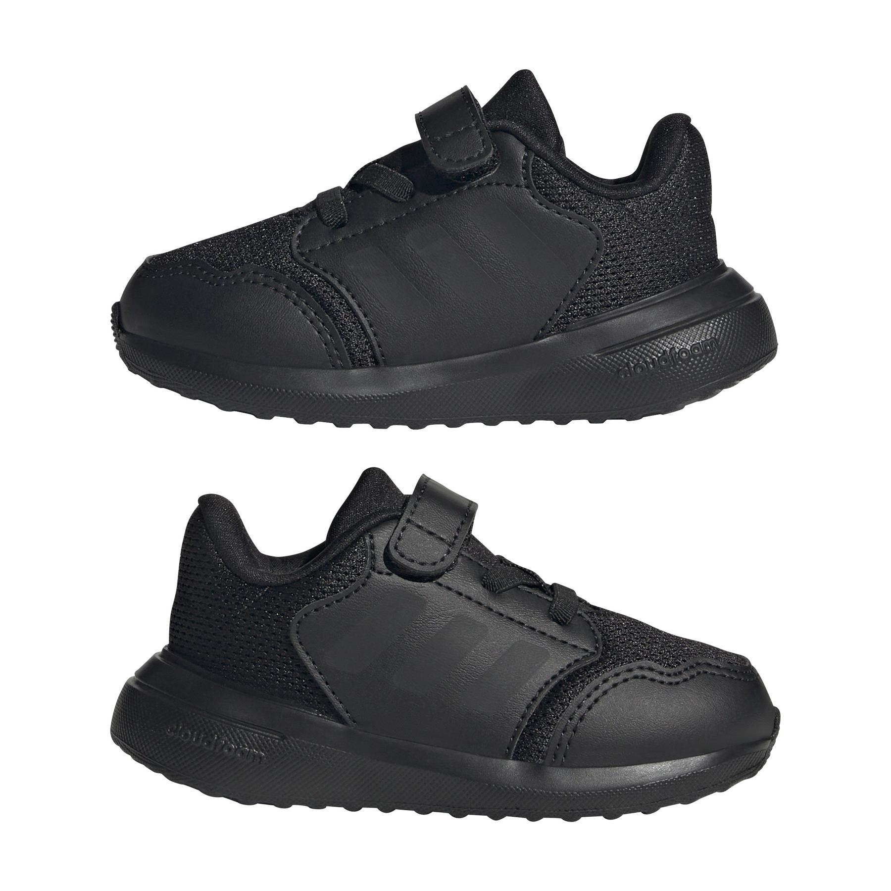 product/a/d/adidas_ie6012_10_footwear_photography_mirrored_pair_view_white.jpg