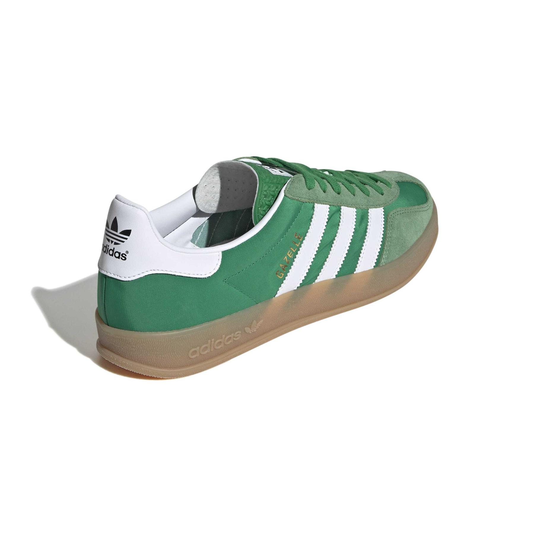 product/a/d/adidas_ie6605_7_footwear_photography_back_lateral_top_view_white.jpg