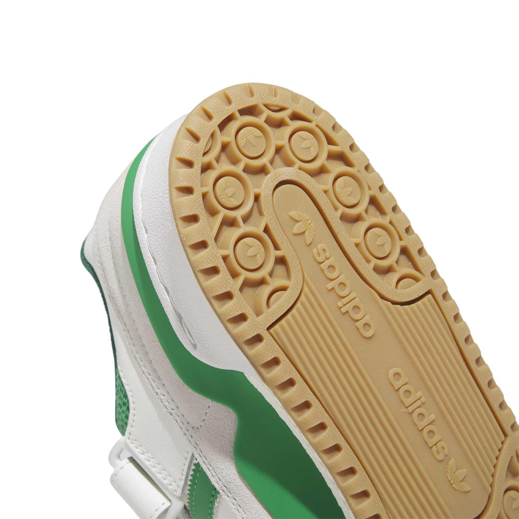 product/a/d/adidas_ie7175_9_footwear_photography_detail_view_2_white.jpg