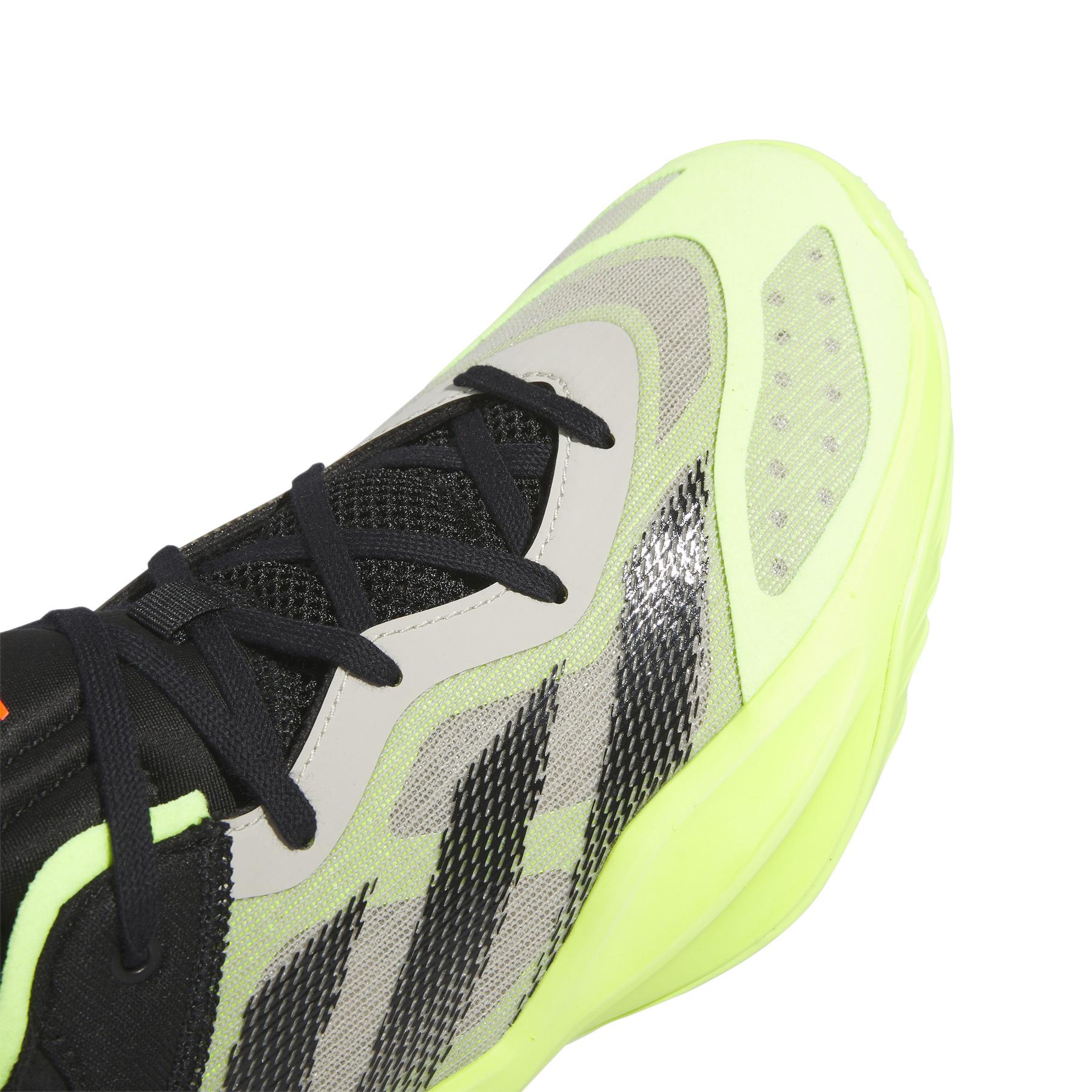 product/a/d/adidas_ie7866_8_footwear_photography_detail_view_1_white.jpg