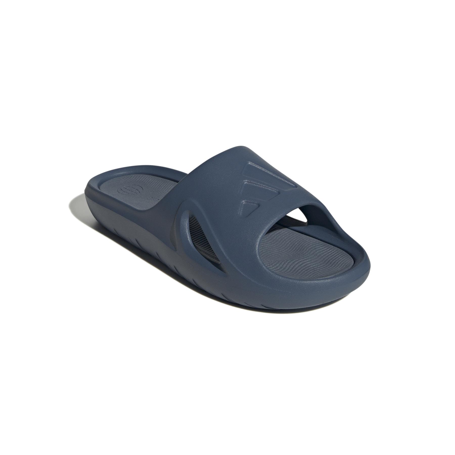 product/a/d/adidas_ie7898_6_footwear_photography_front_lateral_top_view_white.jpg
