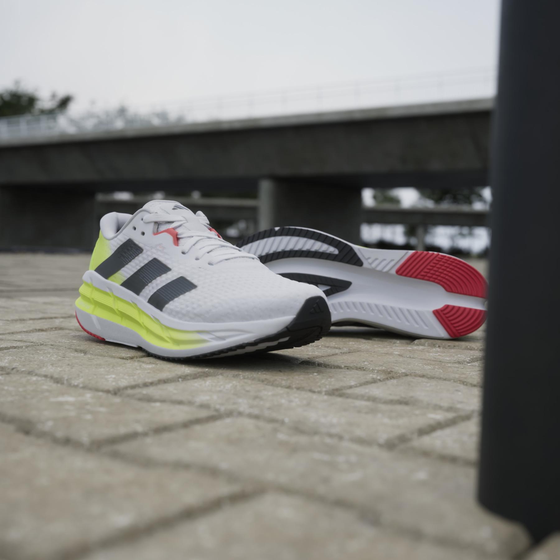 product/a/d/adidas_ie8222_19_footwear_photography_heromrktng_view_4.jpg
