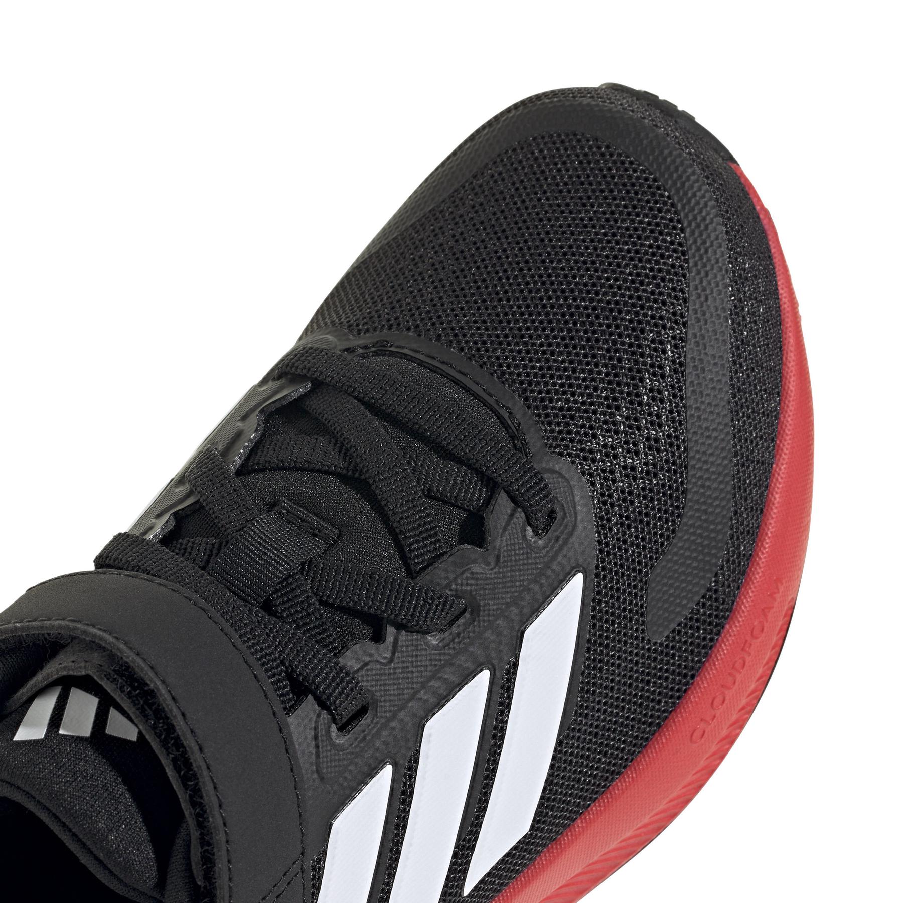 a/d/adidas_ie8577_9_footwear_photography_detail_view_2_white.jpg