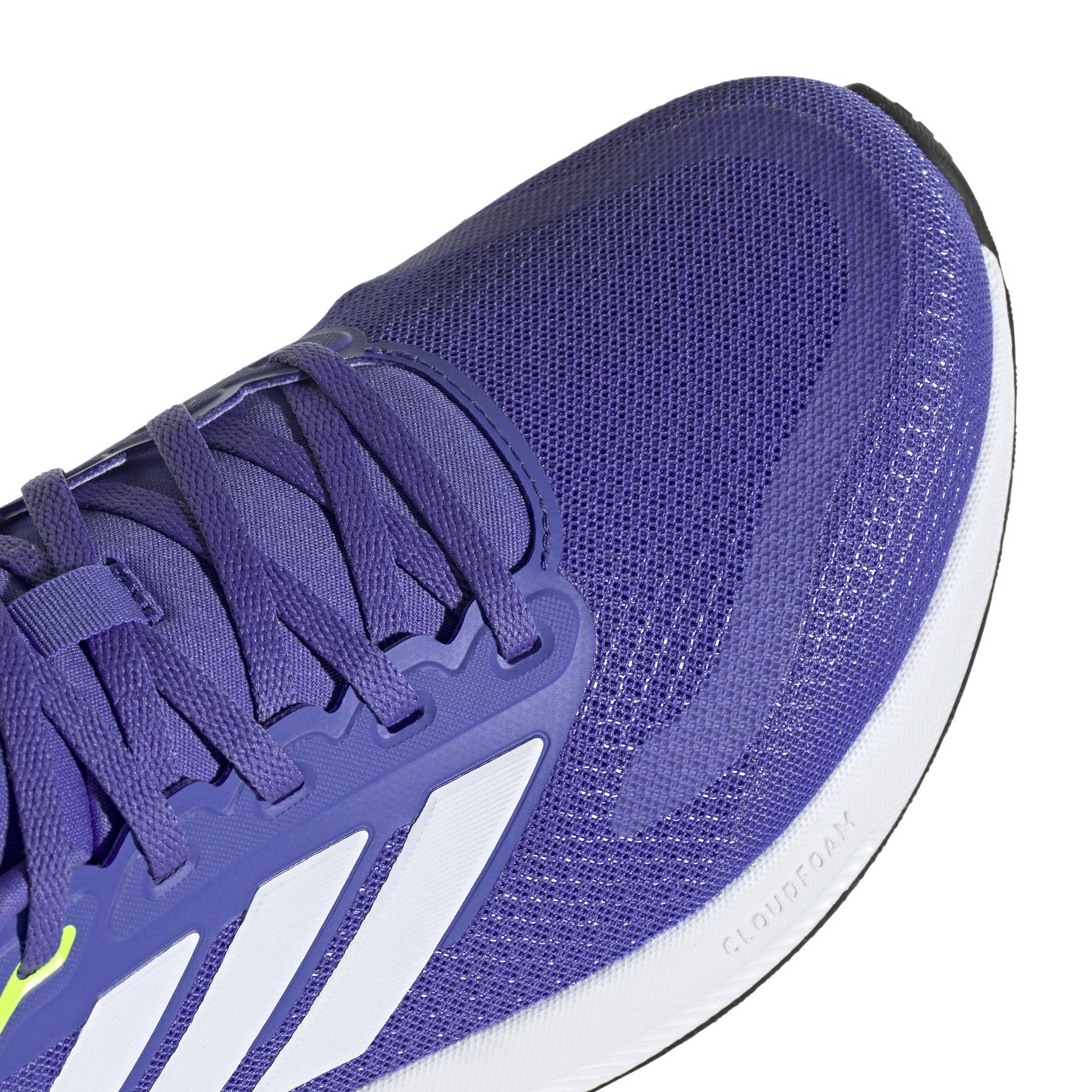 a/d/adidas_ie8810_8_footwear_photography_detail_view_1_white.jpg