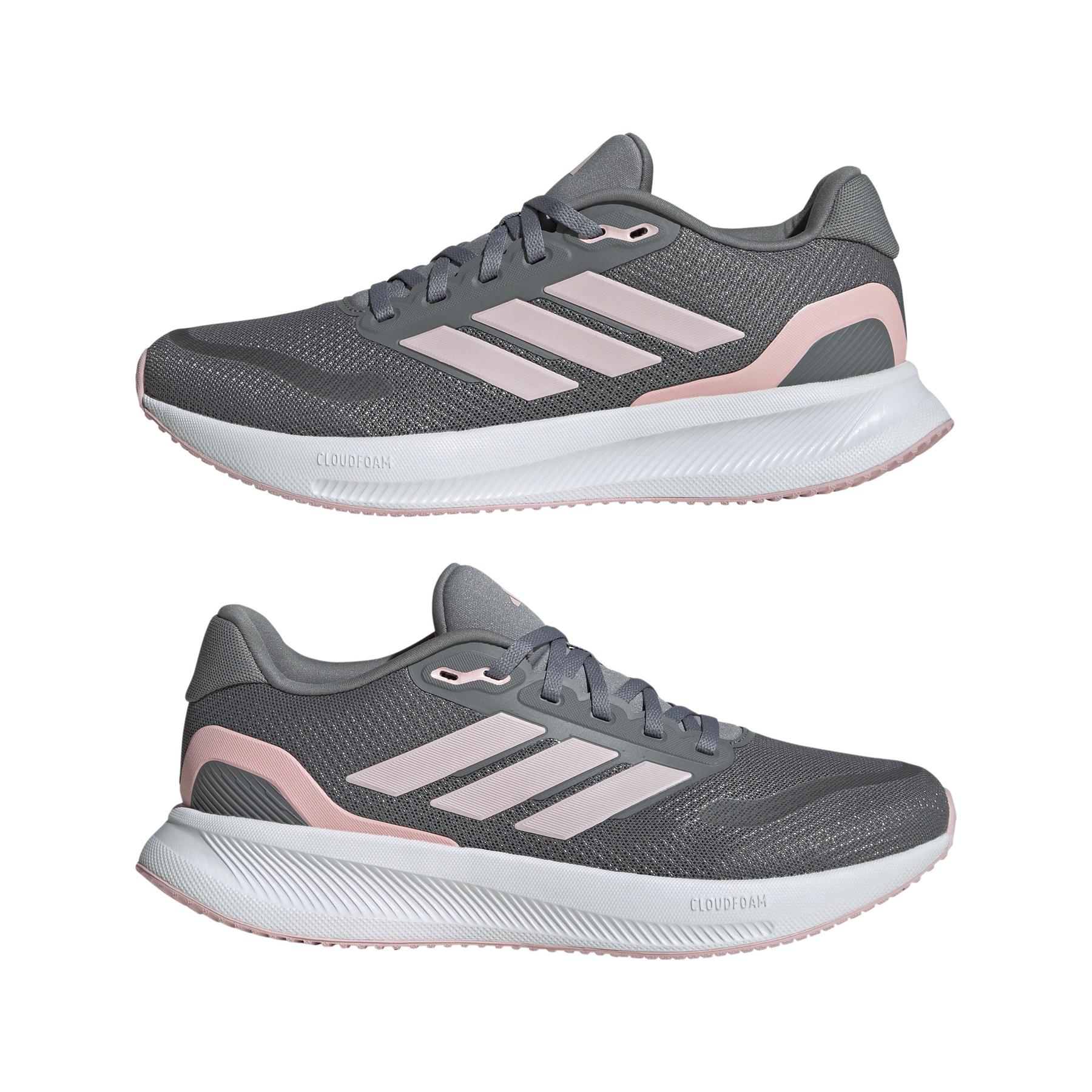 a/d/adidas_ie8823_10_footwear_photography_mirrored_pair_view_white.jpg