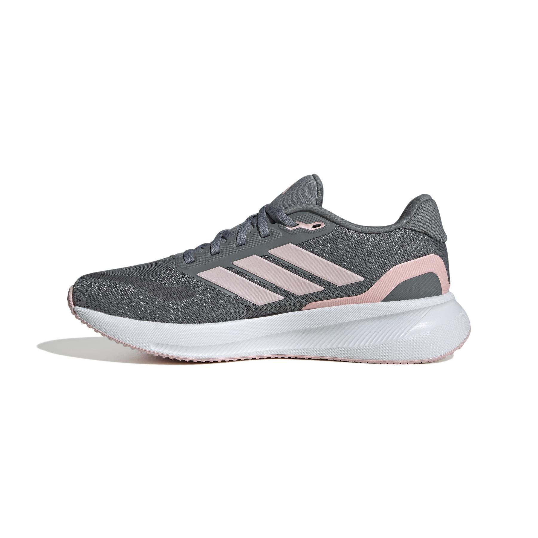 a/d/adidas_ie8823_5_footwear_photography_side_medial_center_view_white.jpg