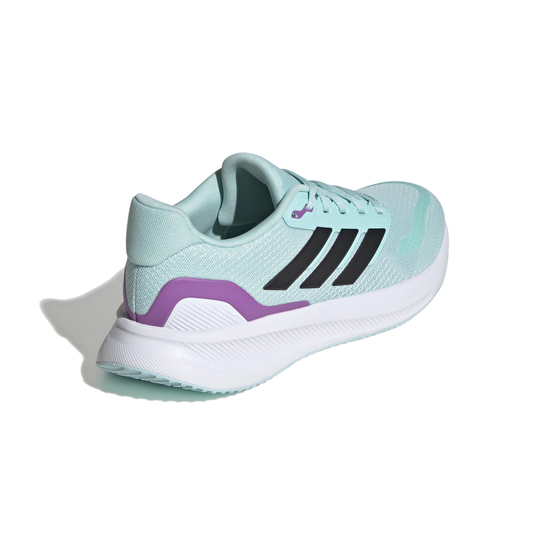 a/d/adidas_ie8824_7_footwear_photography_back_lateral_top_view_white.jpg