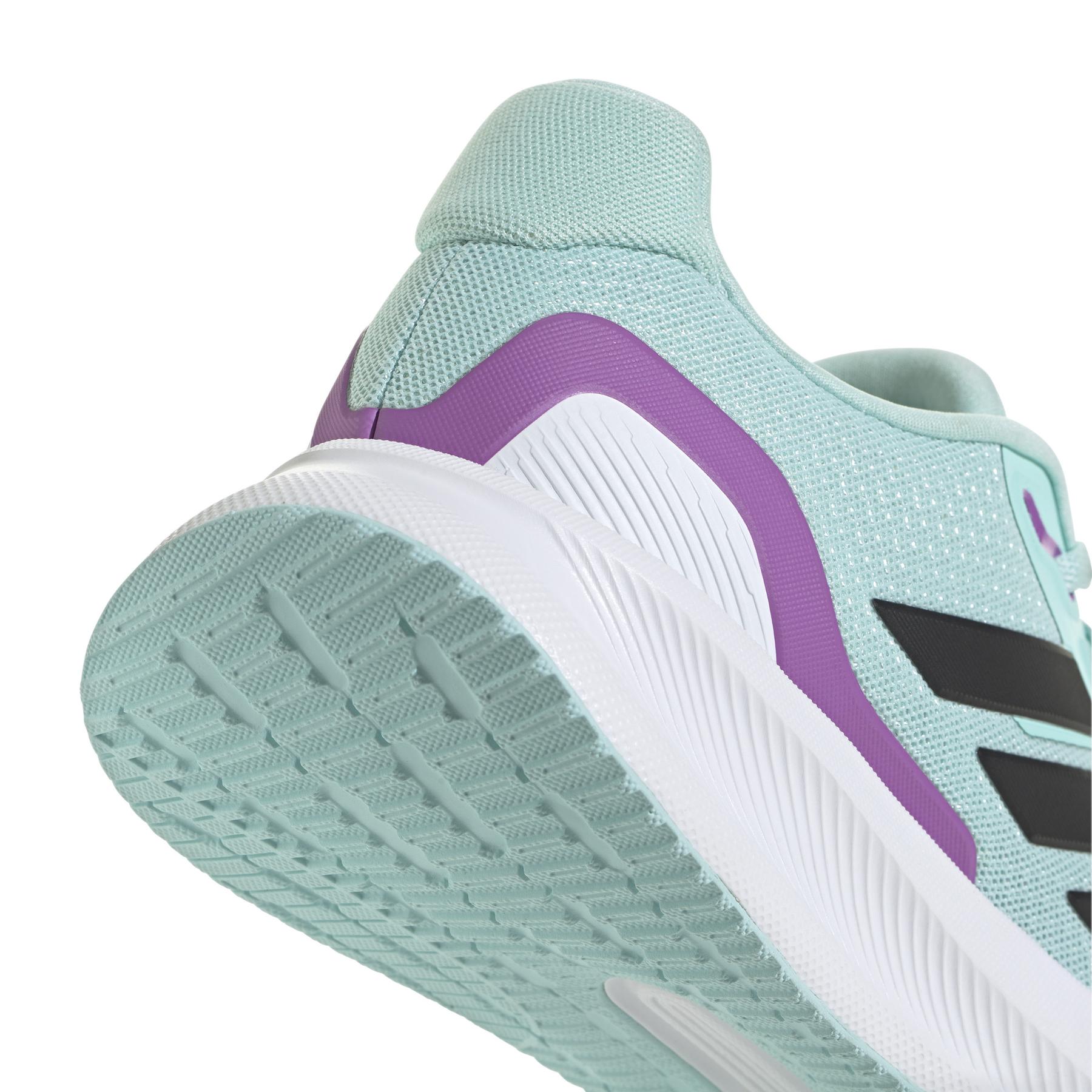 a/d/adidas_ie8824_8_footwear_photography_detail_view_1_white.jpg