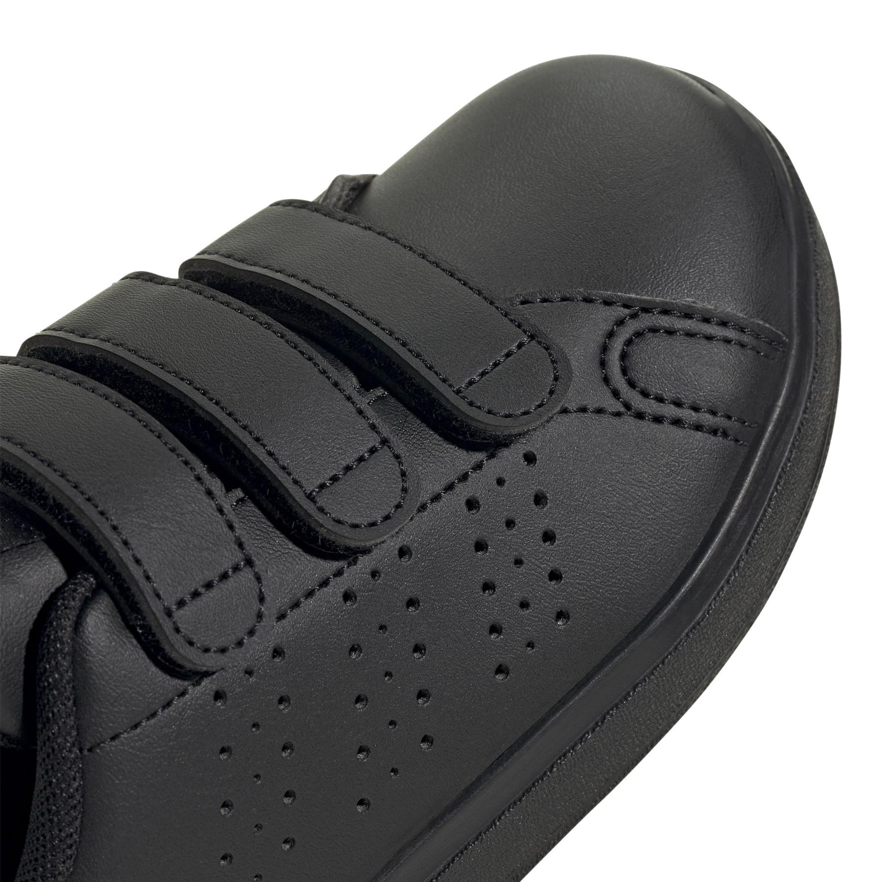 product/a/d/adidas_ie9018_8_footwear_photography_detail_view_1_white.jpg