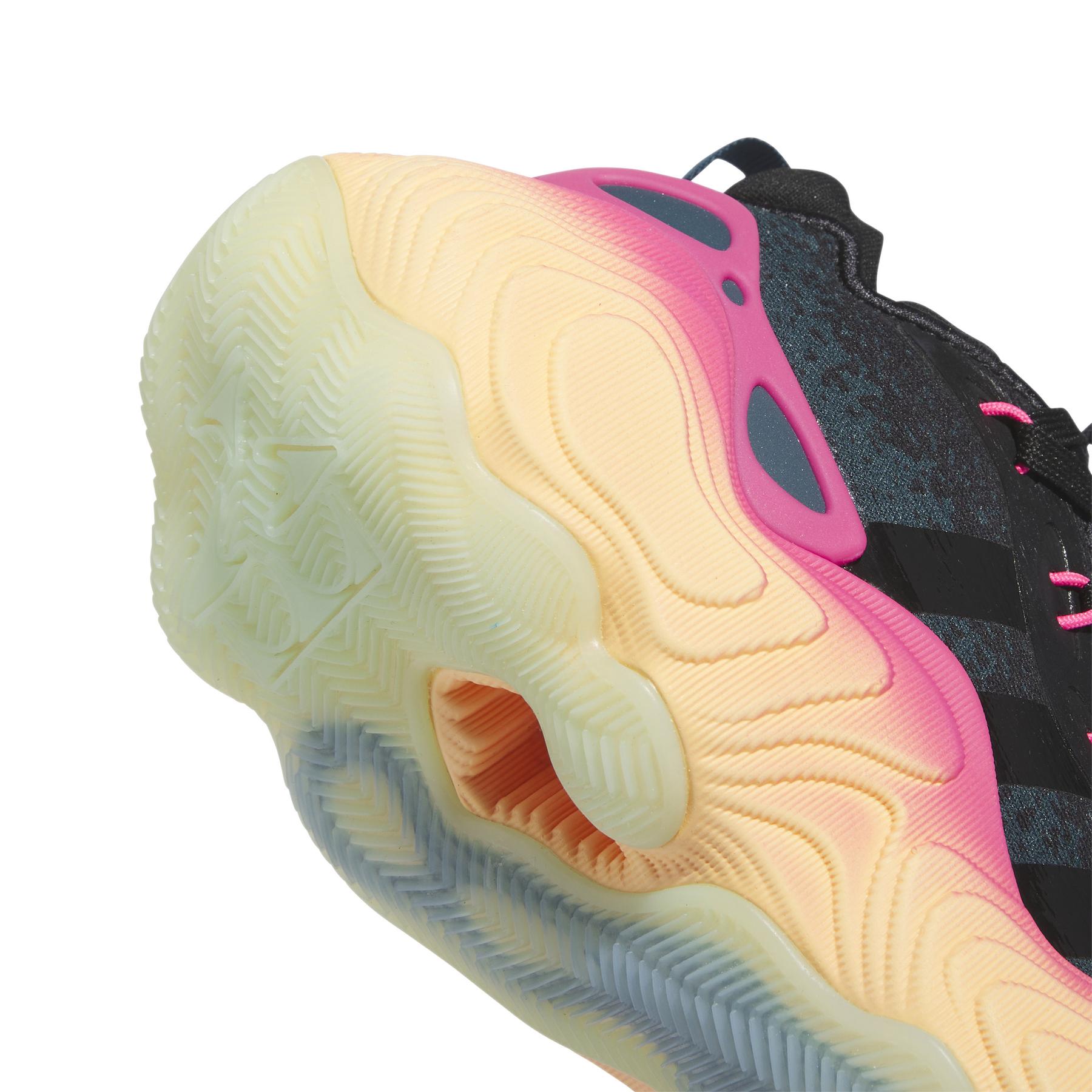 product/a/d/adidas_ie9303_9_footwear_photography_detail_view_2_white.jpg