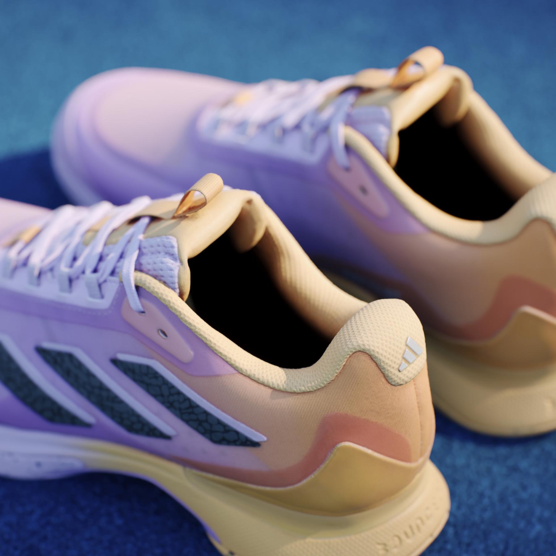 a/d/adidas_if0404_21_footwear_photography_heromrktng_view_9rep2.jpg