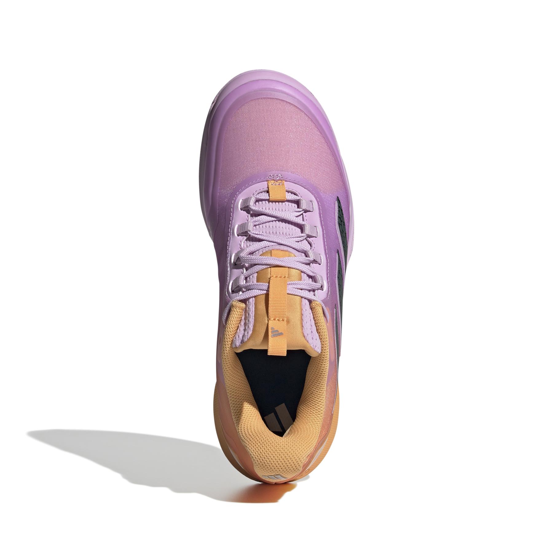 a/d/adidas_if0404_3_footwear_photography_top_portrait_view_whiterep2.jpg