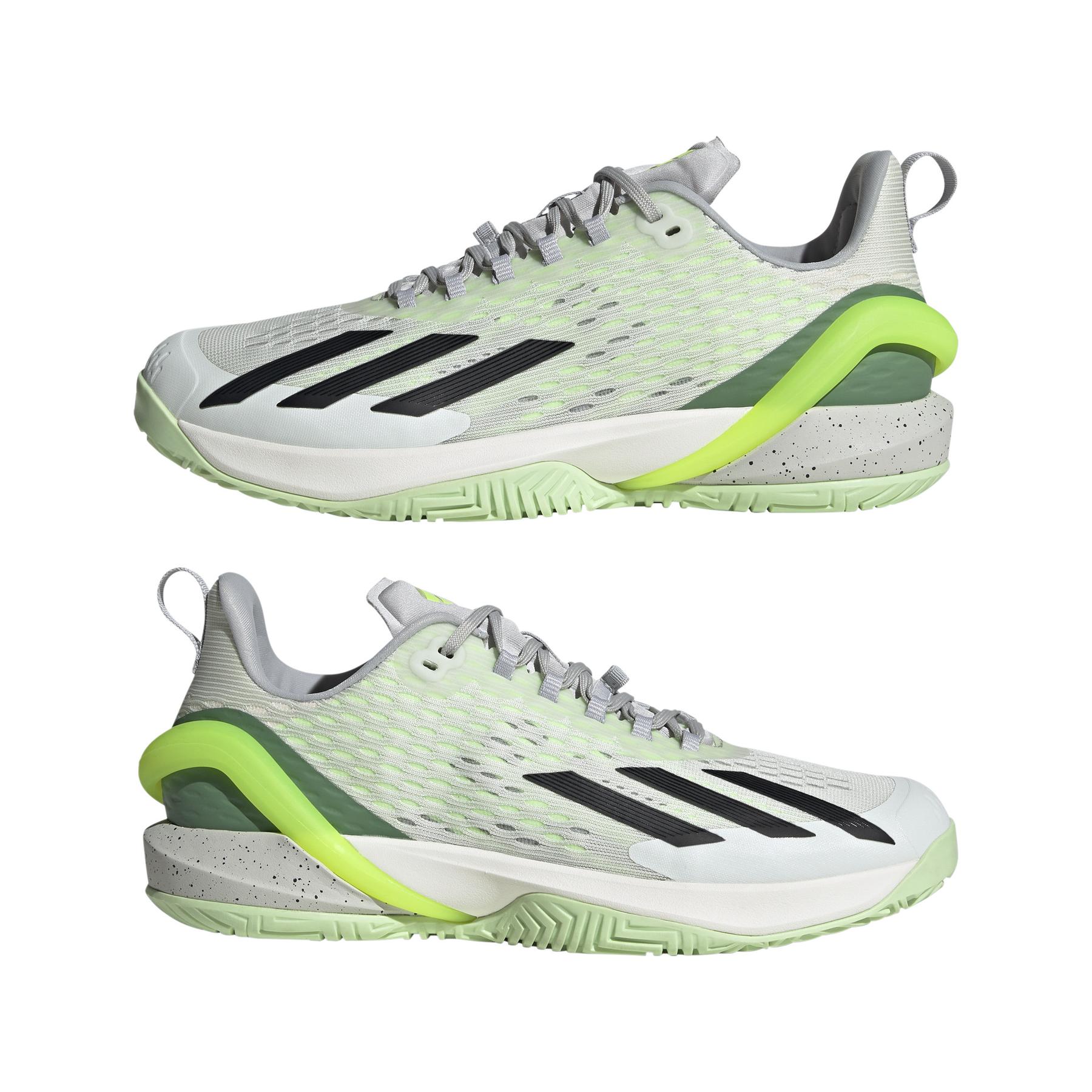 a/d/adidas_if0435_10_footwear_photography_mirrored_pair_view_white-nw040824x.jpg