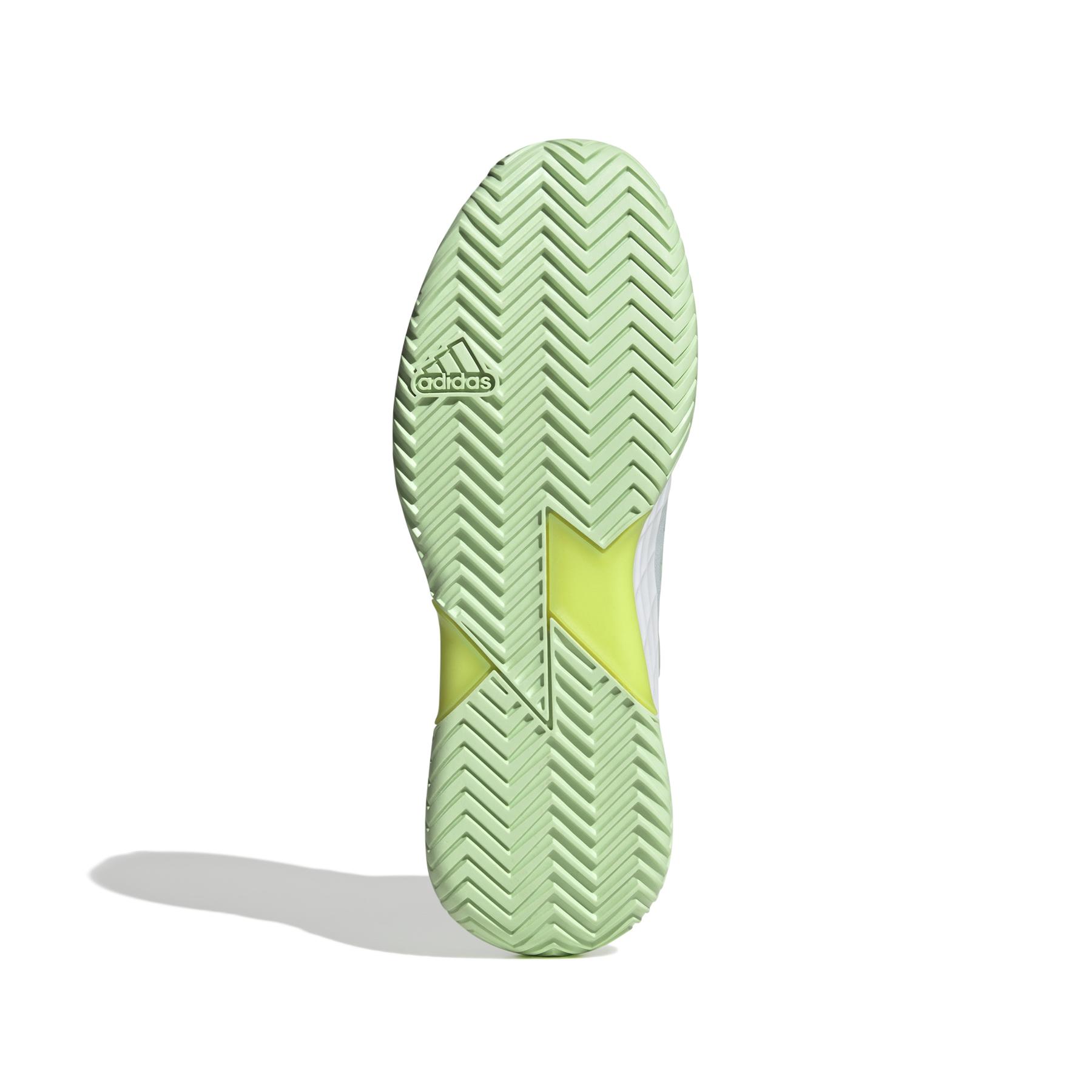 a/d/adidas_if0444_4_footwear_photography_bottom_view_white-nw040824x.jpg