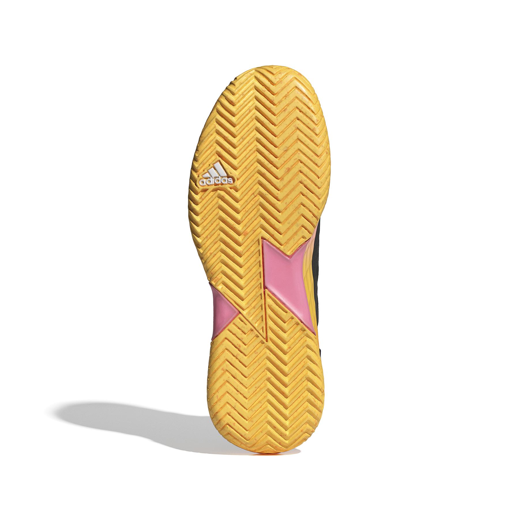 product/a/d/adidas_if0446_4_footwear_photography_bottom_view_white-nw0324.jpg