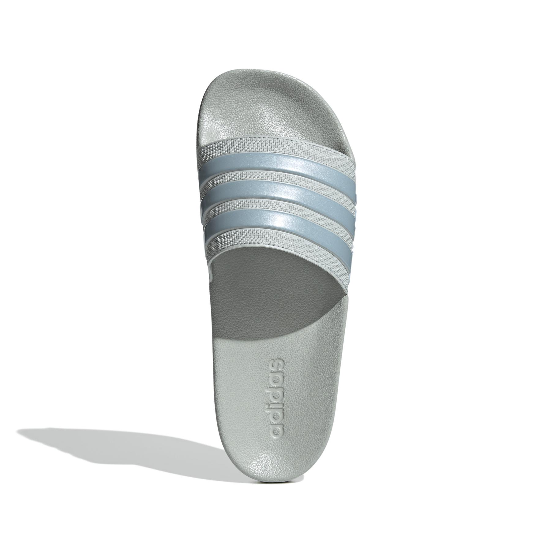 product/a/d/adidas_if0893_3_footwear_photography_top_portrait_view_white.jpg