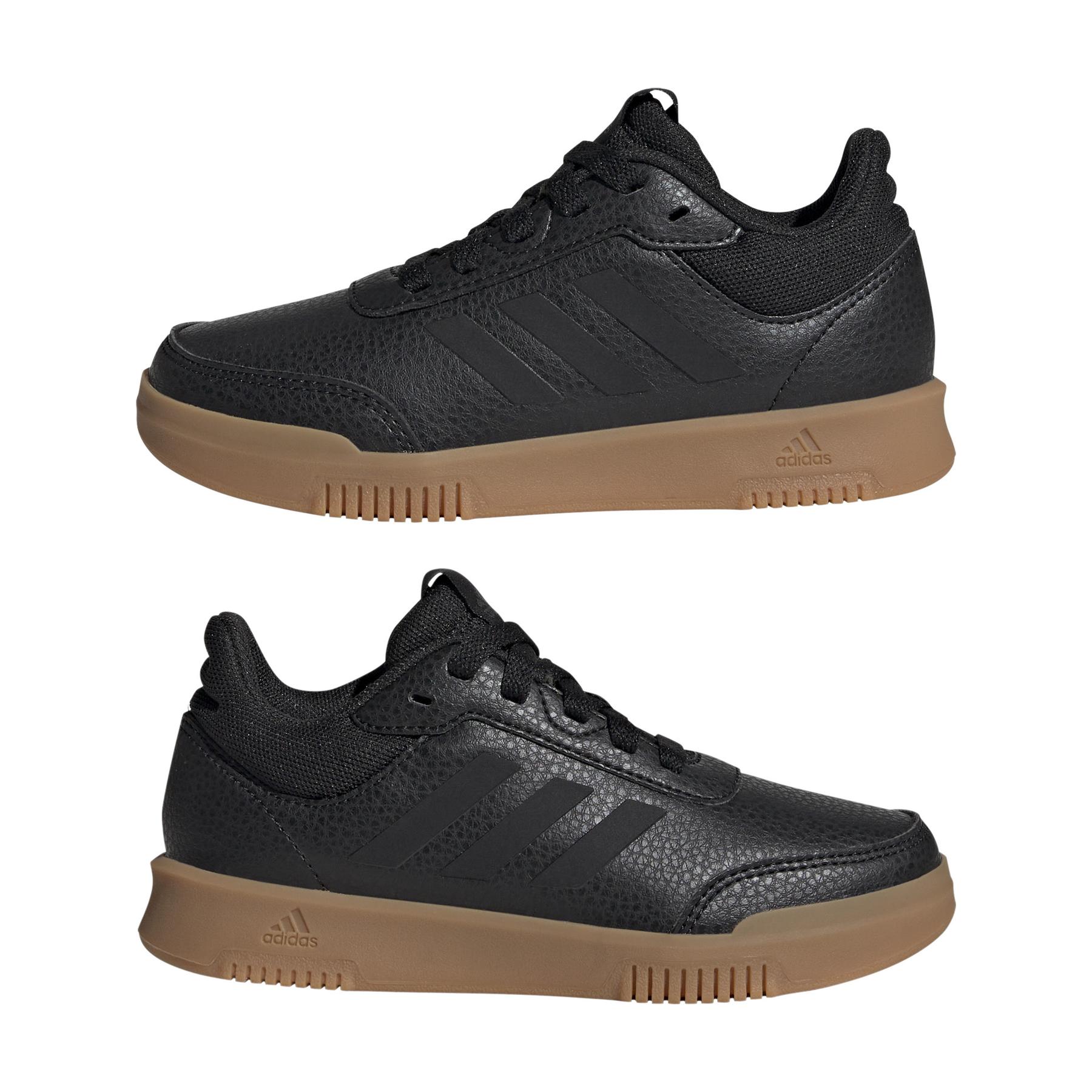 product/a/d/adidas_if1719_10_footwear_photography_mirrored_pair_view_white.jpg