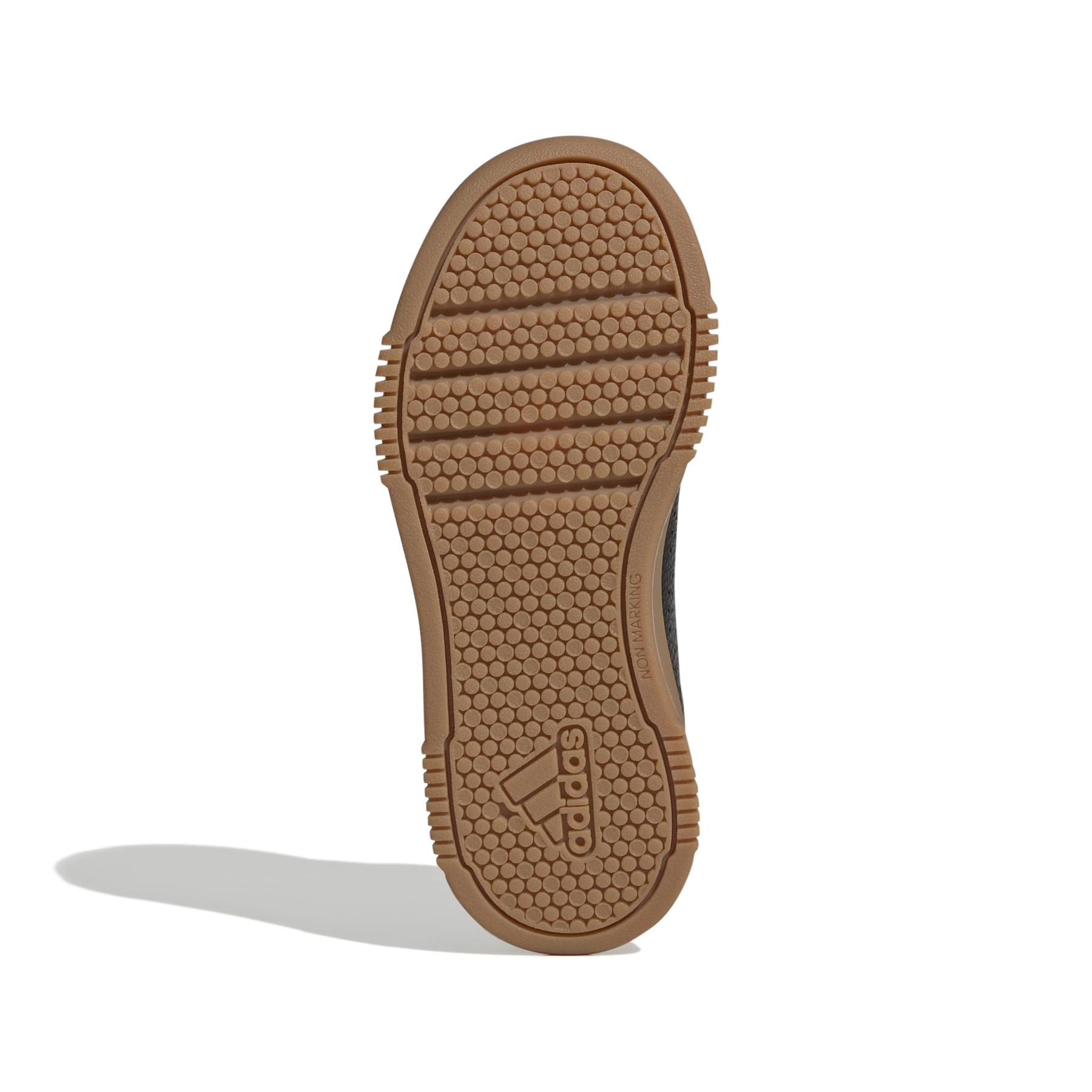 product/a/d/adidas_if1719_4_footwear_photography_bottom_view_white.jpg