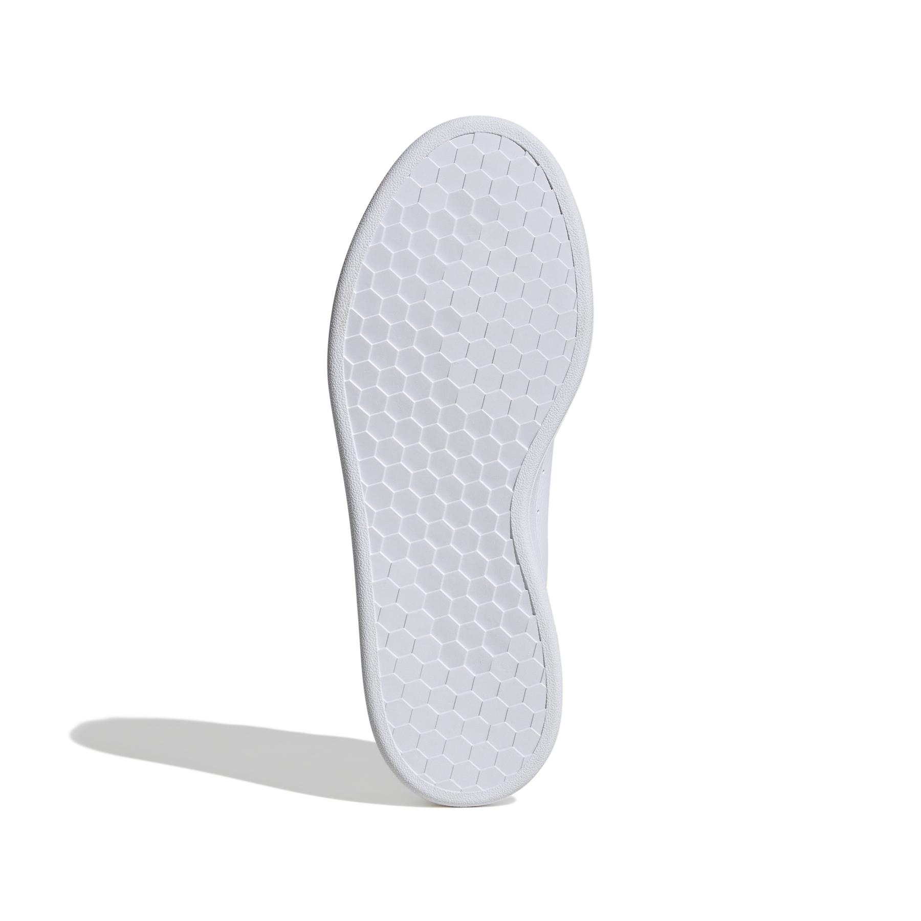 a/d/adidas_if4092_4_footwear_photography_bottom_view_white-nw052424.jpg