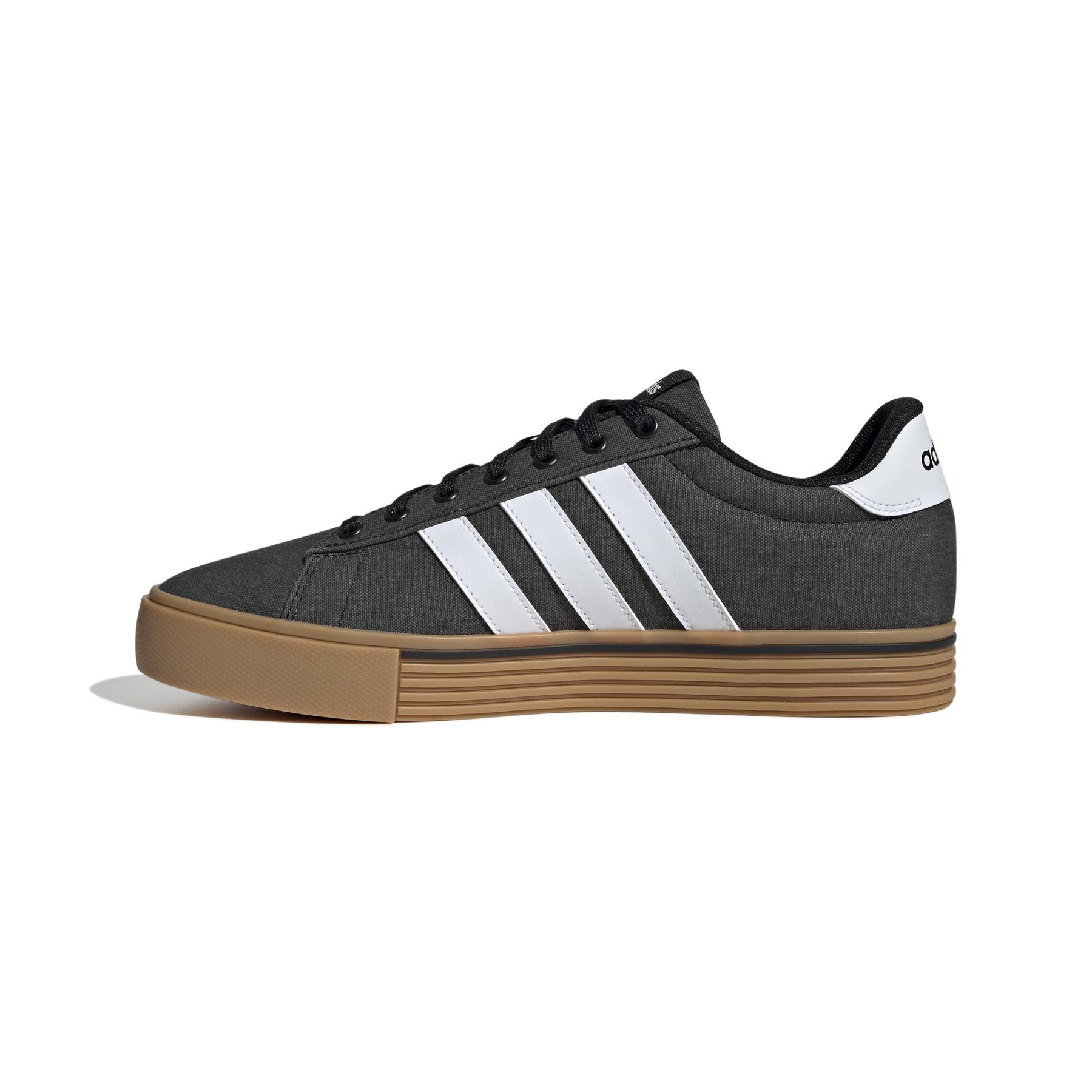 a/d/adidas_if4492_5_footwear_photography_side_medial_center_view_white.jpg