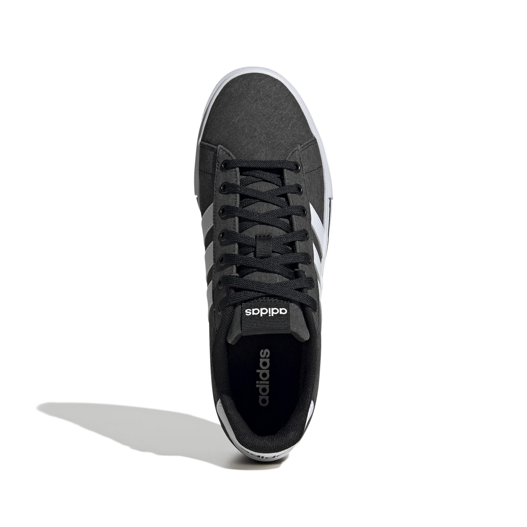 a/d/adidas_if4496_3_footwear_photography_top_portrait_view_white.jpg
