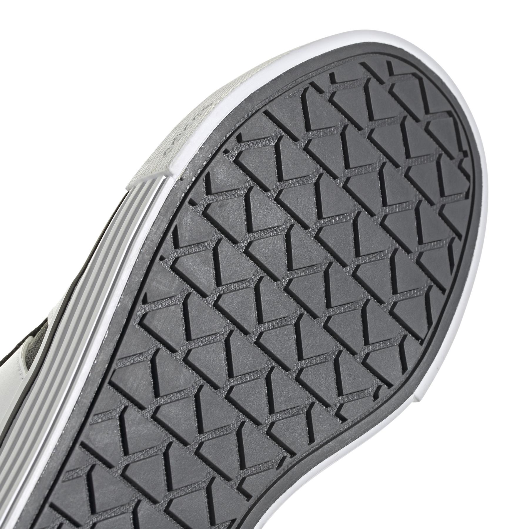 a/d/adidas_if4496_9_footwear_photography_detail_view_2_white.jpg