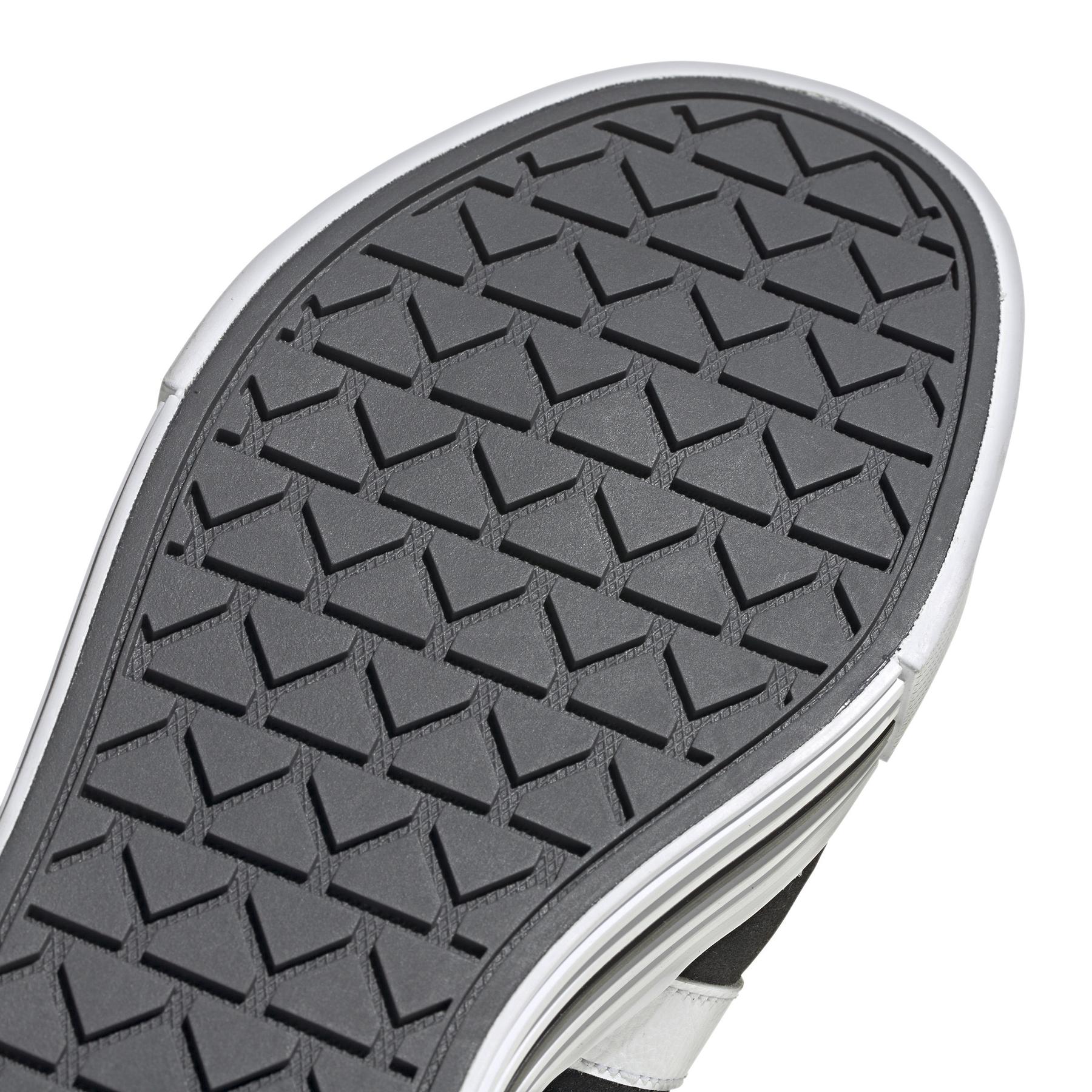 a/d/adidas_if4502_9_footwear_photography_detail_view_2_white.jpg