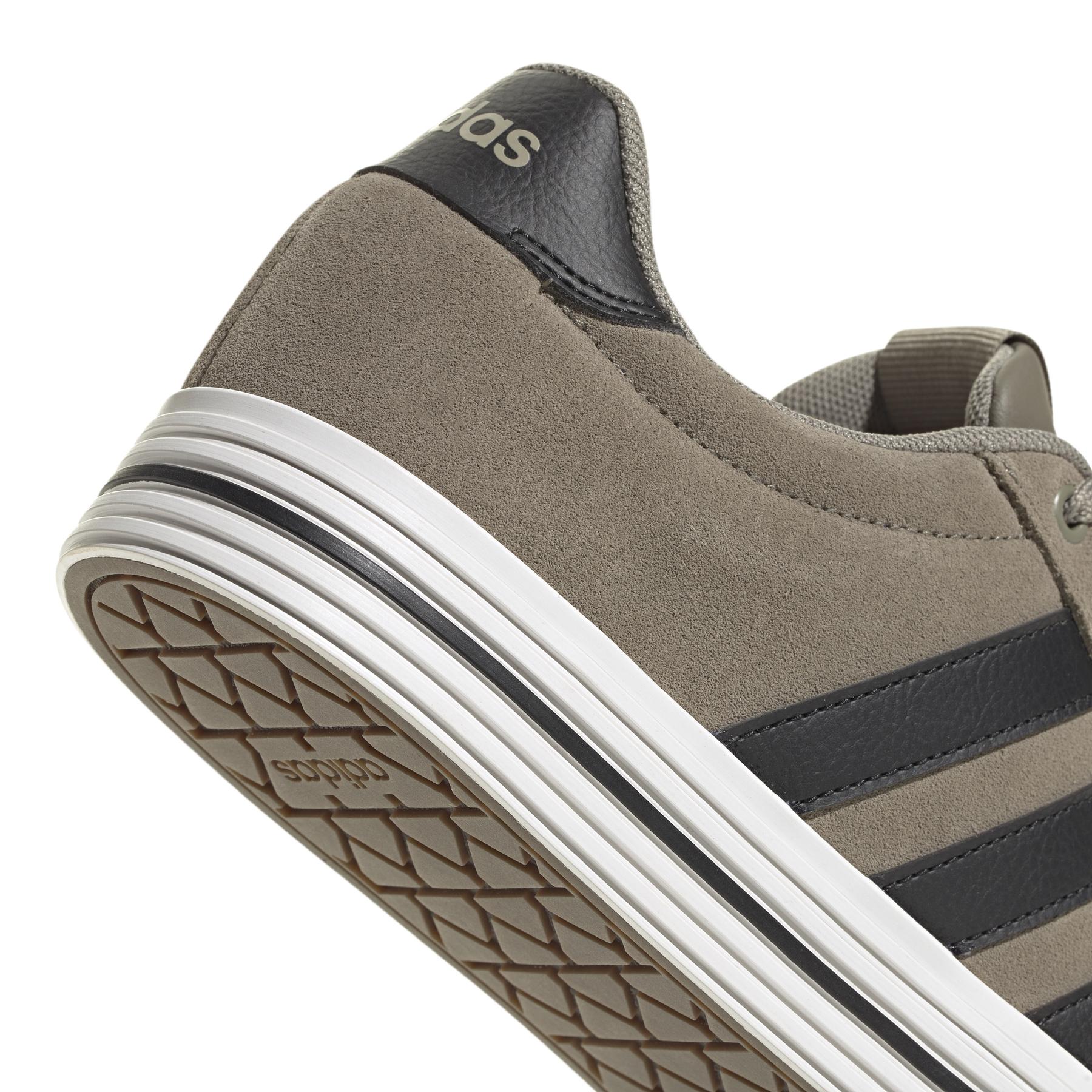 a/d/adidas_if4505_clay-cblack-cwhite_9.jpg