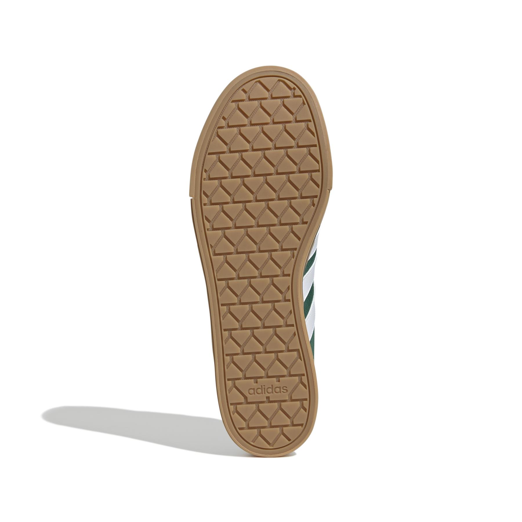a/d/adidas_if4510_4_footwear_photography_bottom_view_white.jpg