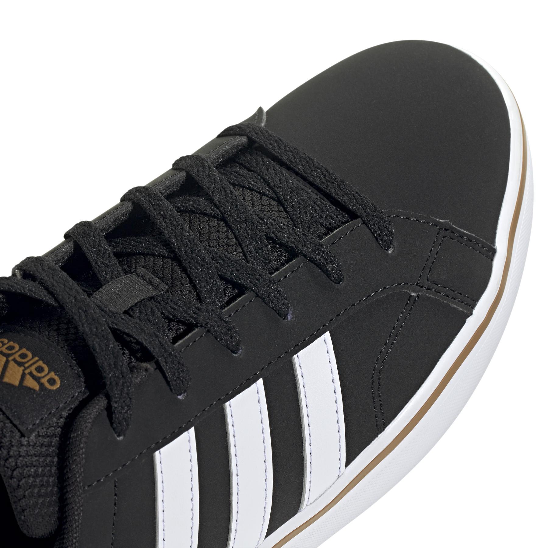 a/d/adidas_if4515_8_footwear_photography_detail_view_1_white.jpg