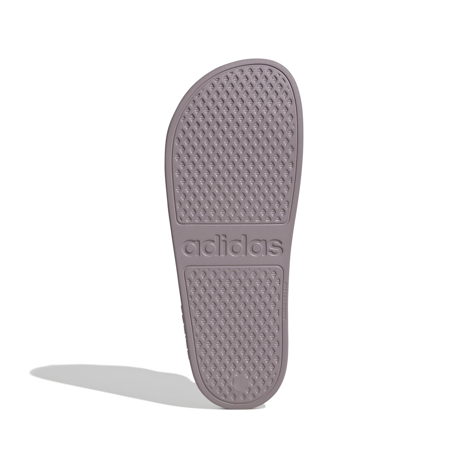 a/d/adidas_if6067_4_footwear_photography_bottom_view_white.jpg