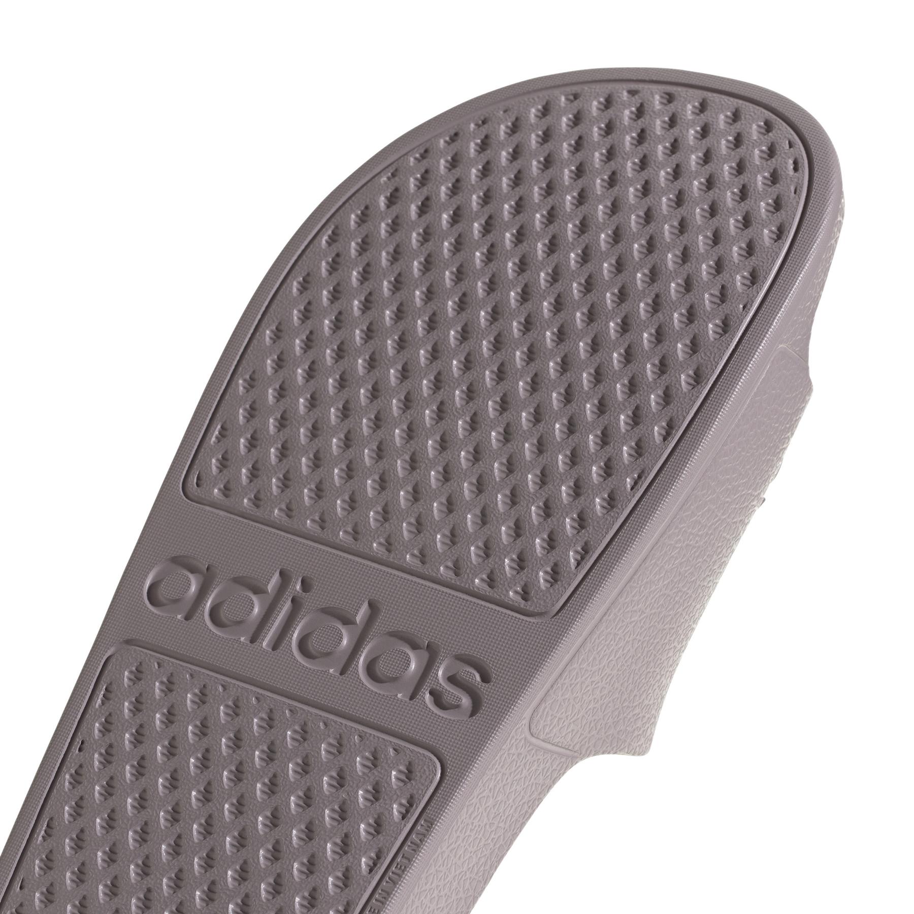 a/d/adidas_if6067_9_footwear_photography_detail_view_2_white.jpg
